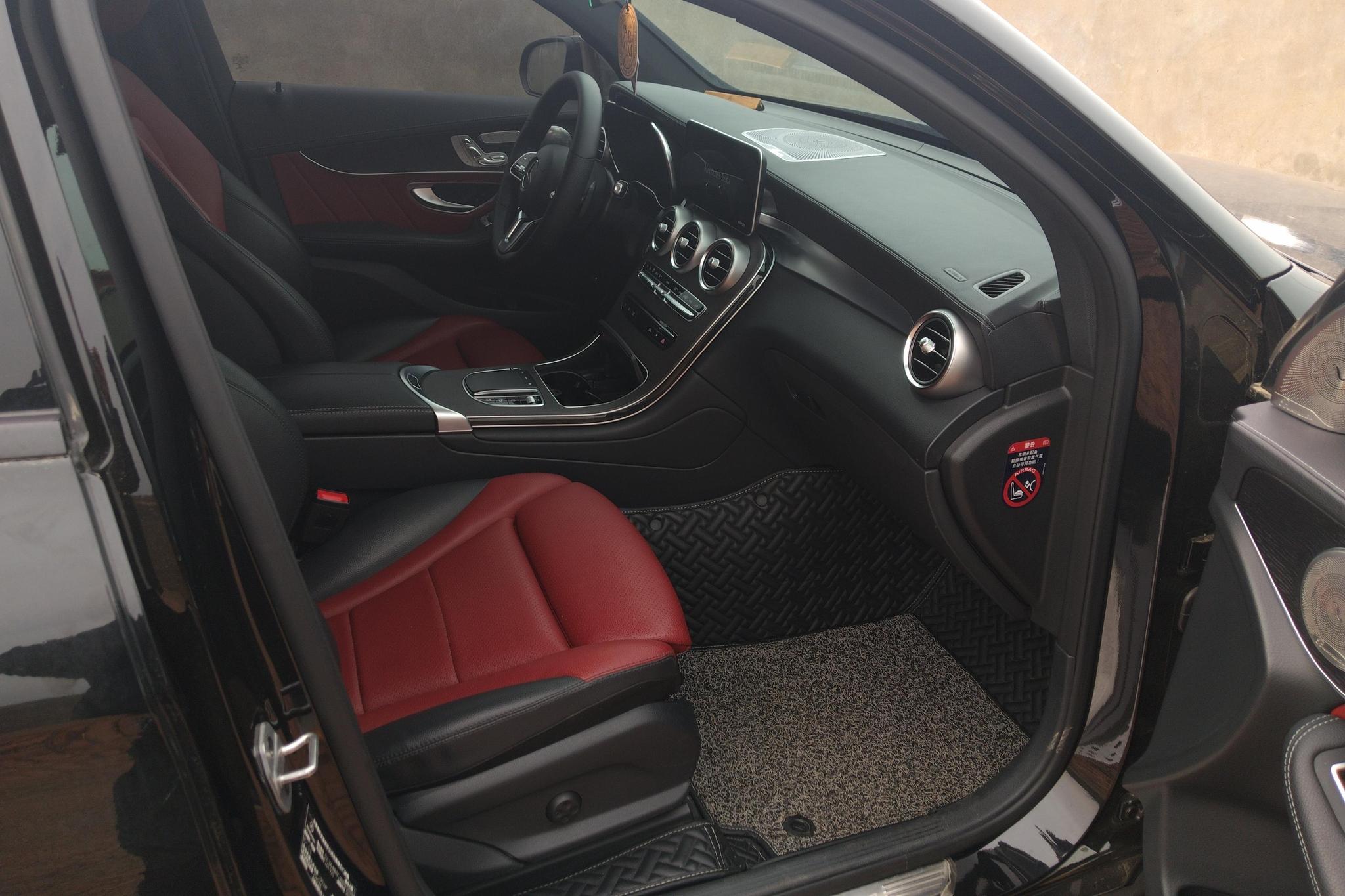 Mercedes-Benz GLC 2021 GLC 300 4MATIC SUV