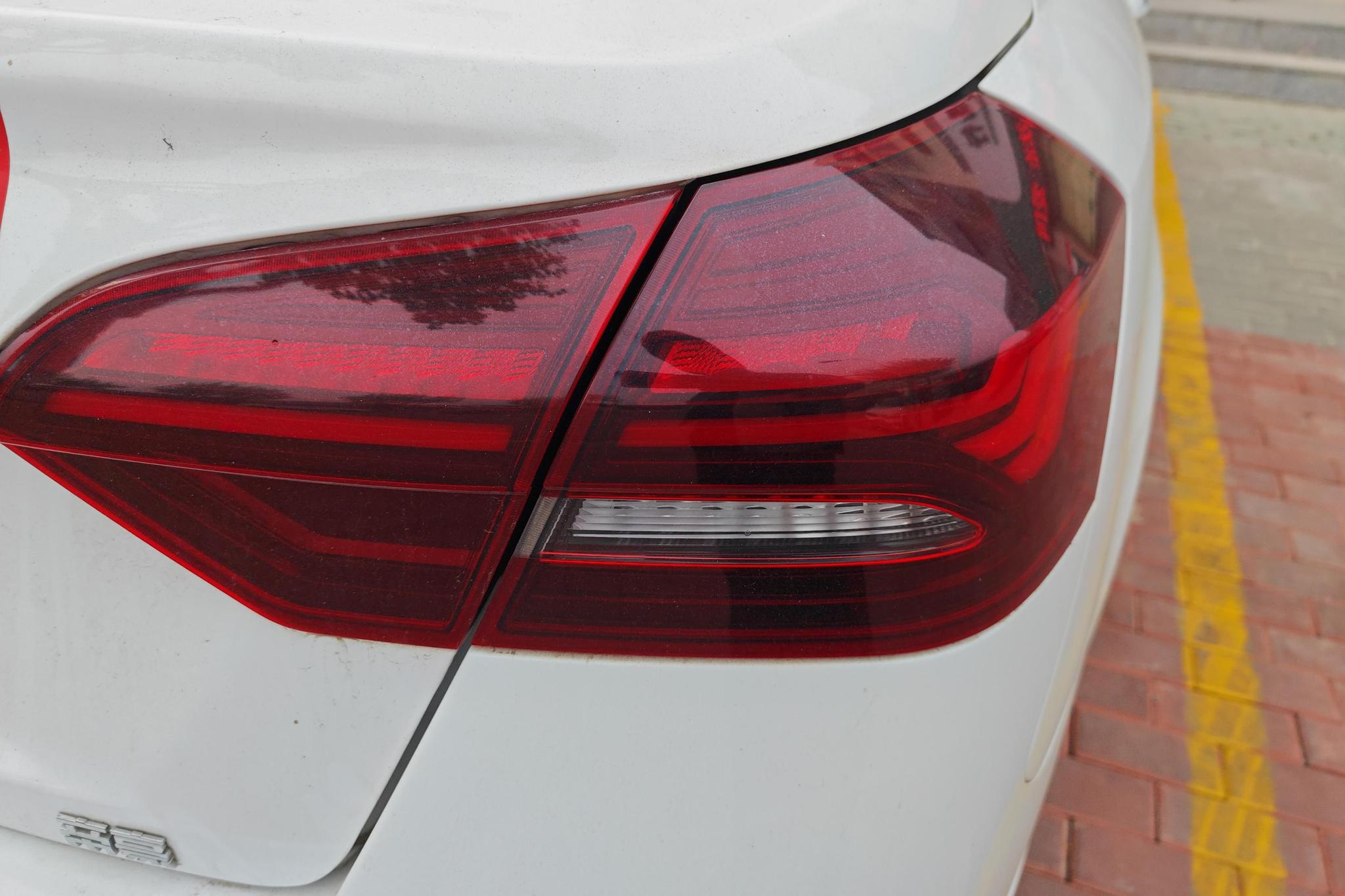 Geely Emgrand 2021 UP 1.5L MT Comfort
