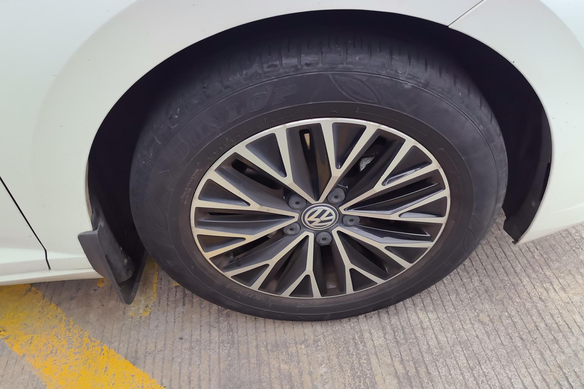 Volkswagen Sagitar 2019 200TSI DSG Comfort VI