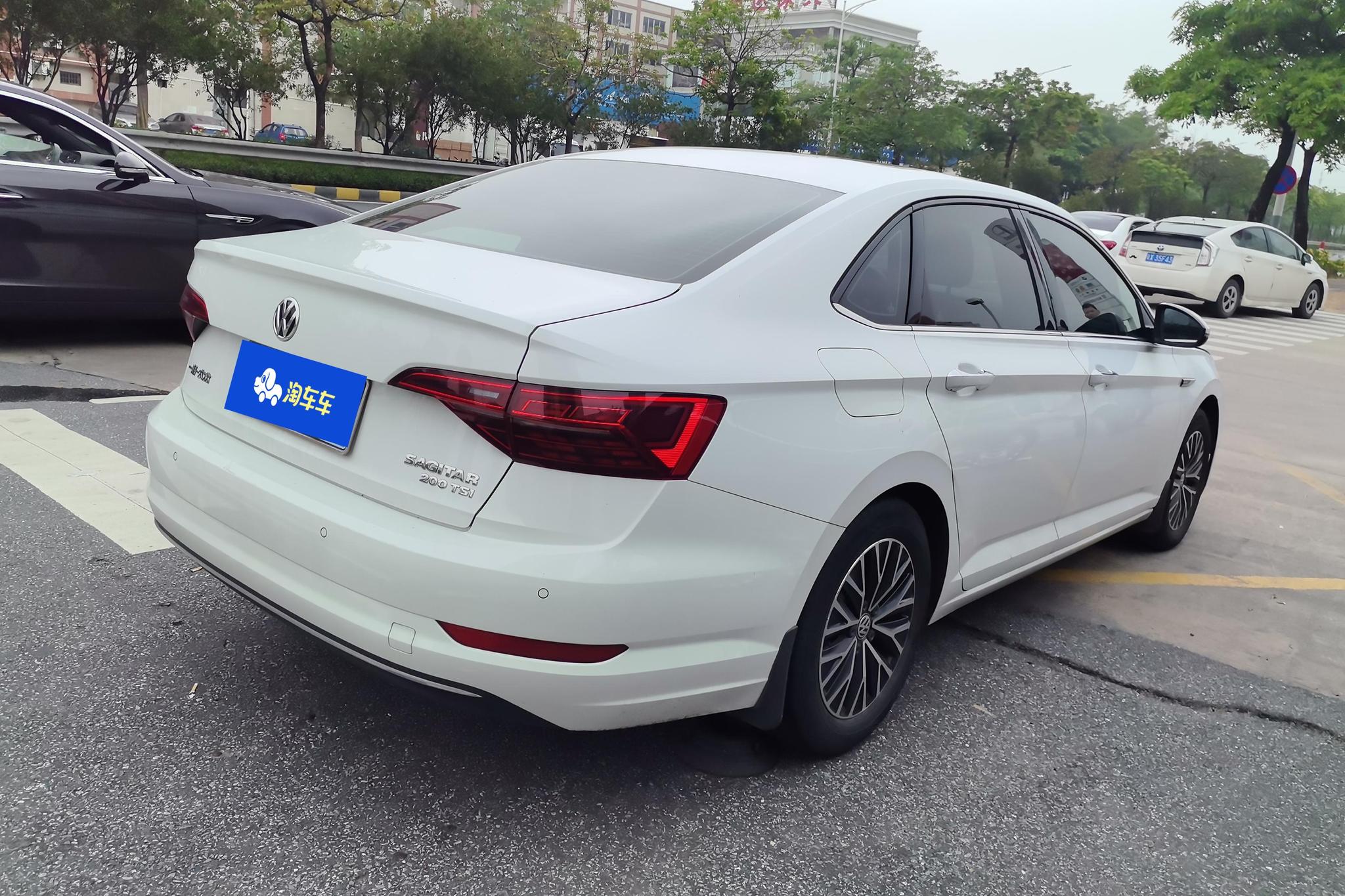Volkswagen Sagitar 2019 200TSI DSG Comfort VI
