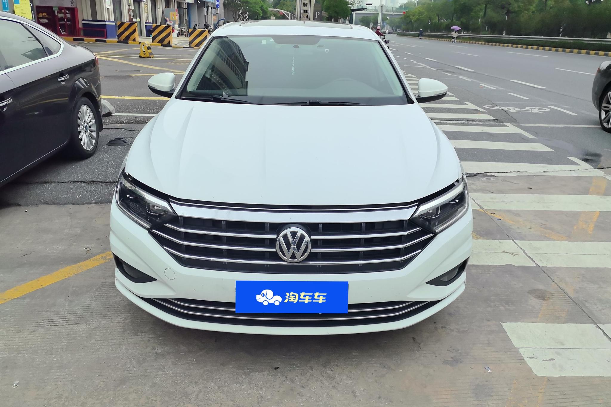Volkswagen Sagitar 2019 200TSI DSG Comfort VI