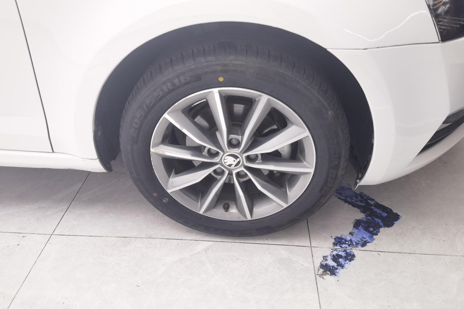 Skoda Octavia 2022 1.5L AT