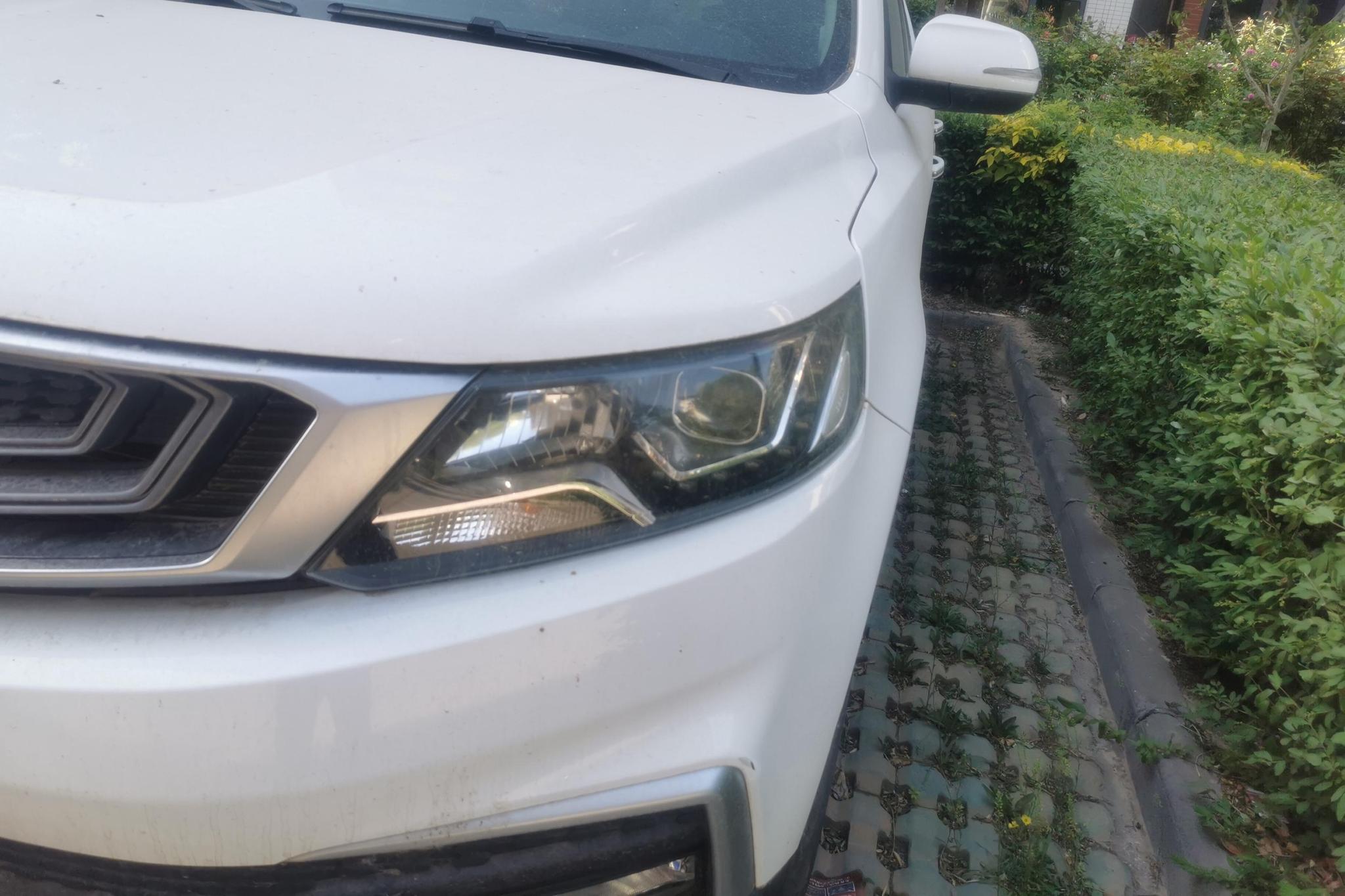 Geely Vision X6 X6 2018 1.8L MT 4G Luxury