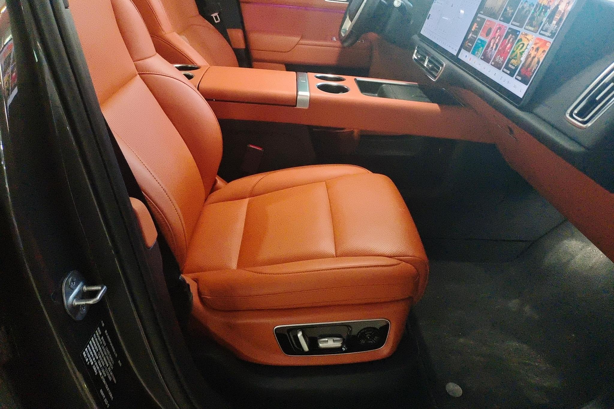 Li Auto L8 2023 Pro