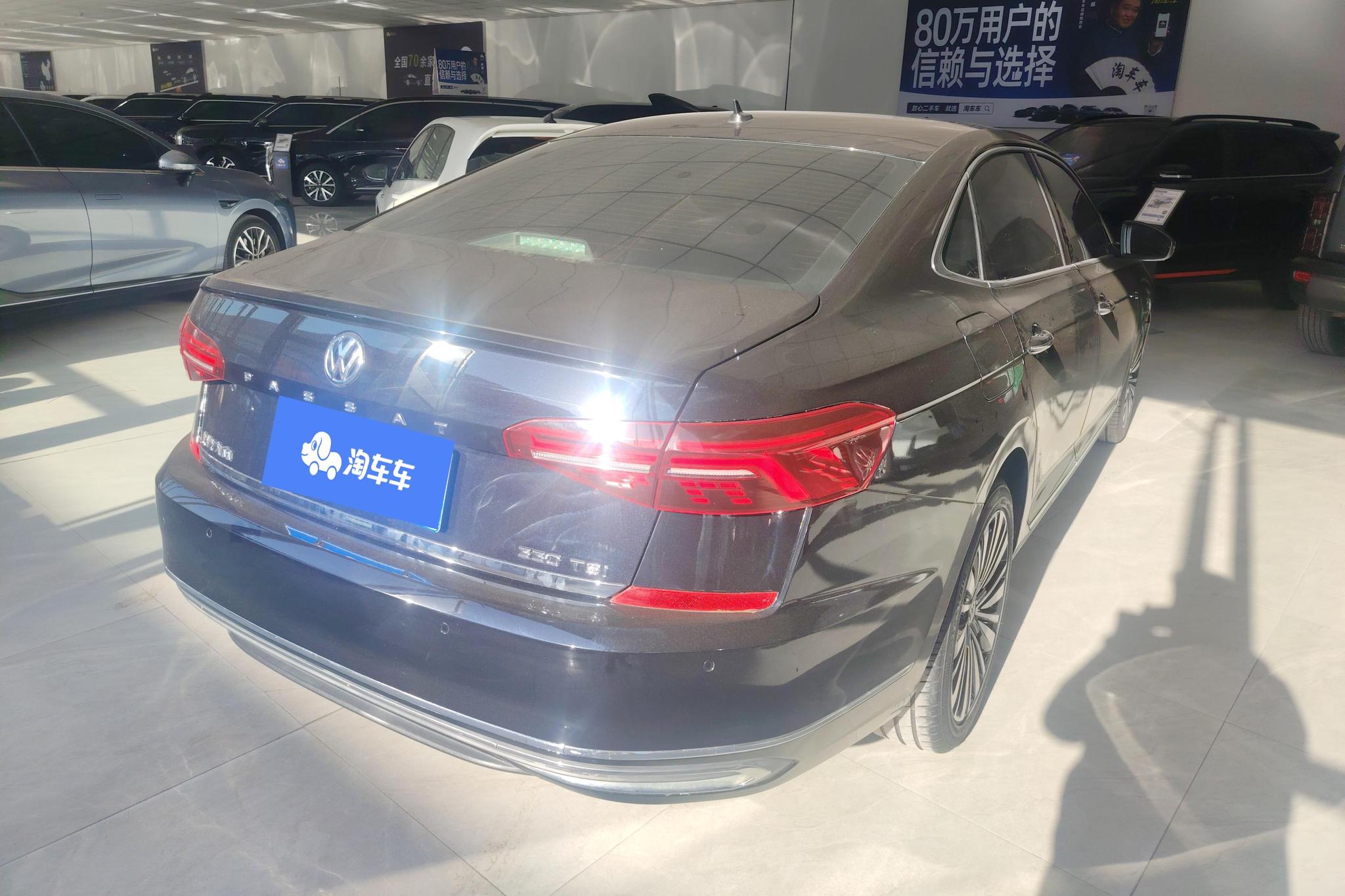Volkswagen Passat 2019 330TSI Luxury VI