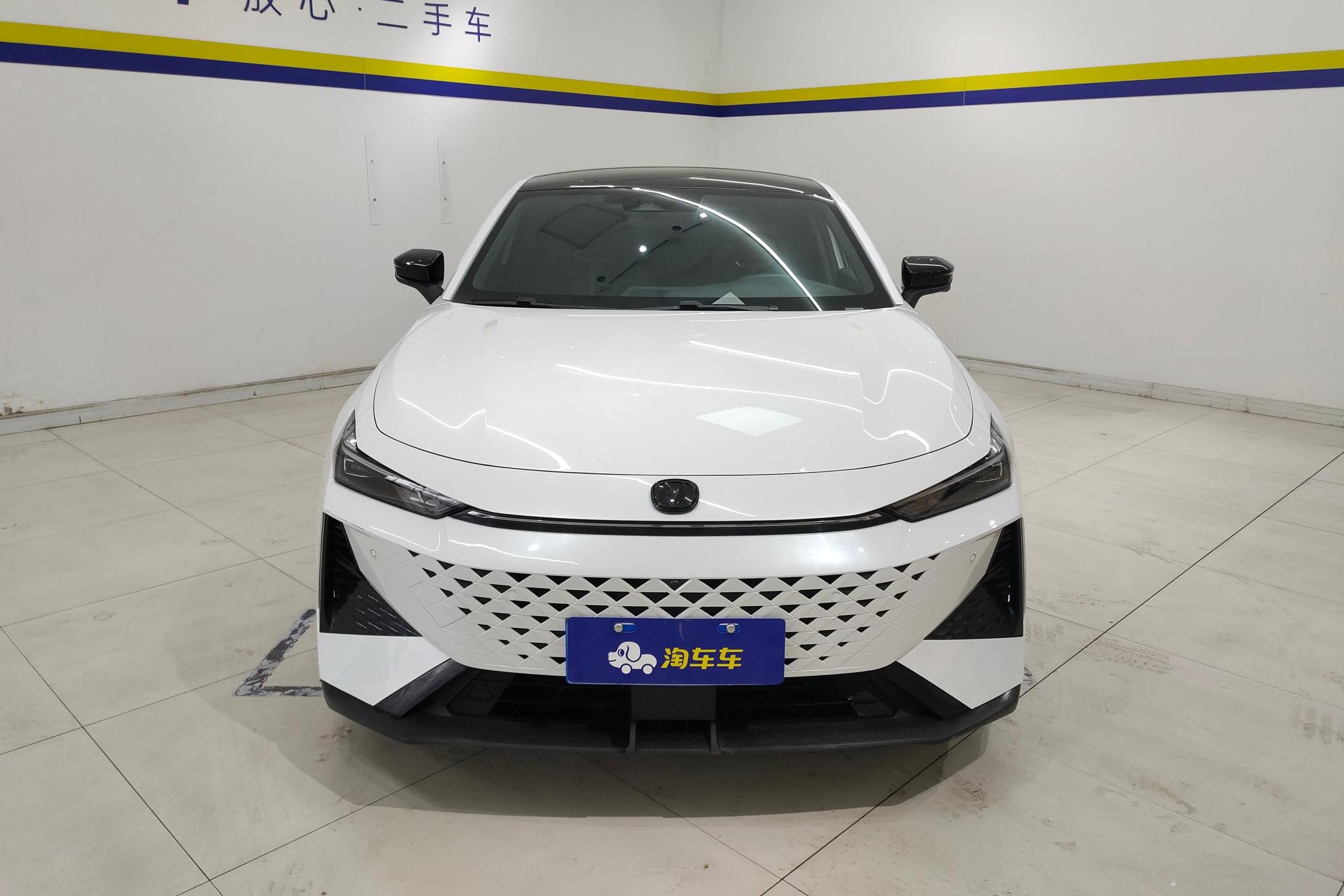 Changan UNI-V 2024 1.5T Luxury
