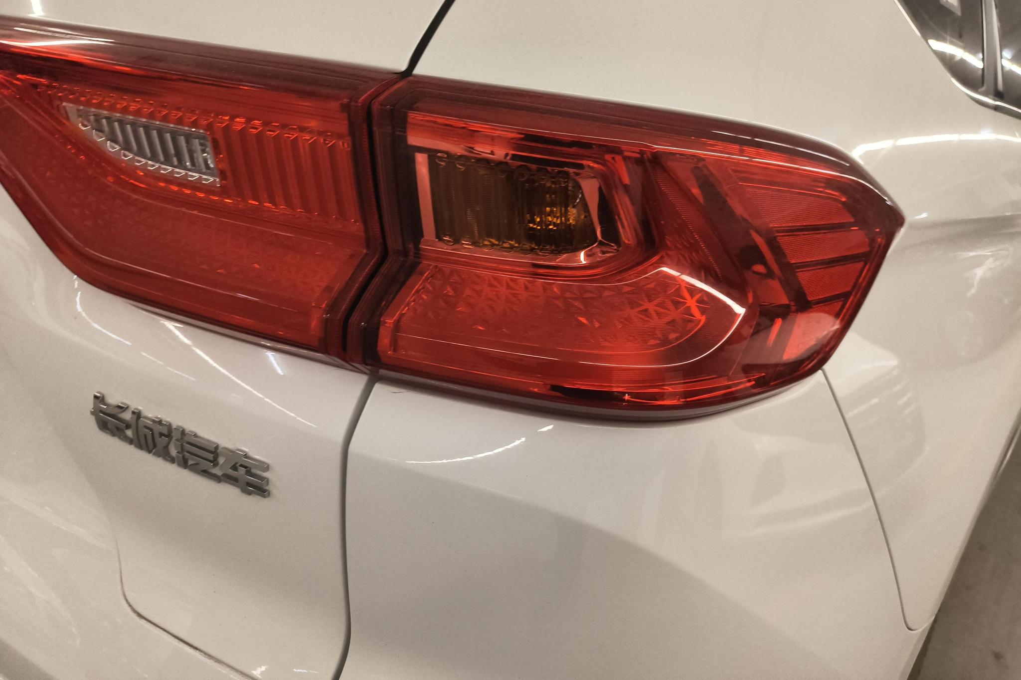 Haval M6 2021 PLUS 1.5T DCT Luxury