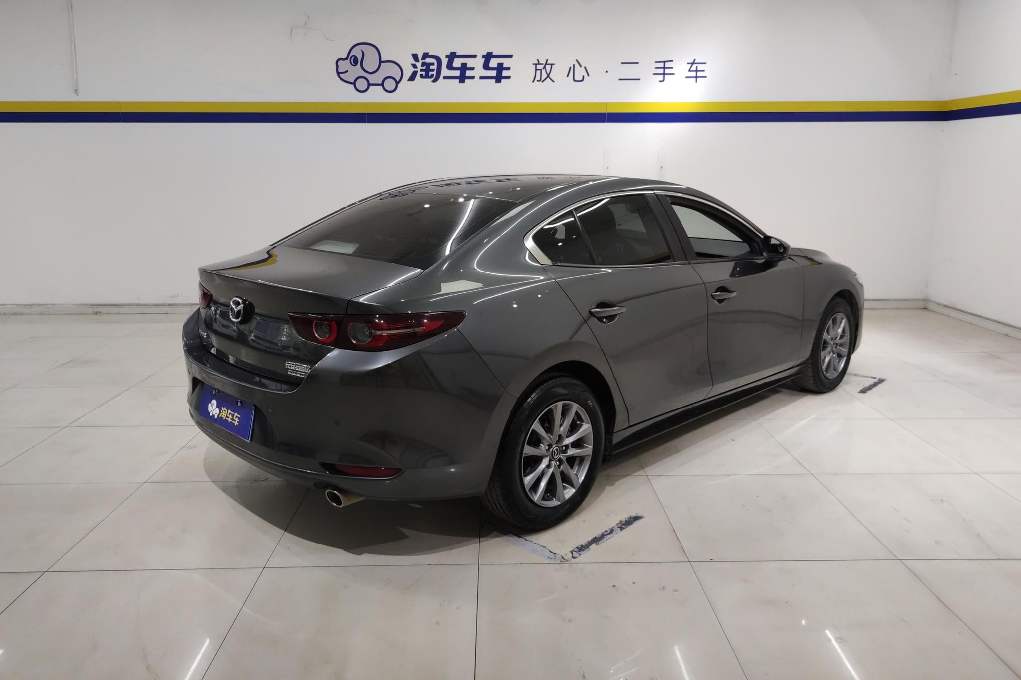 Mazda Mazda3 3 2021 2.0L AT