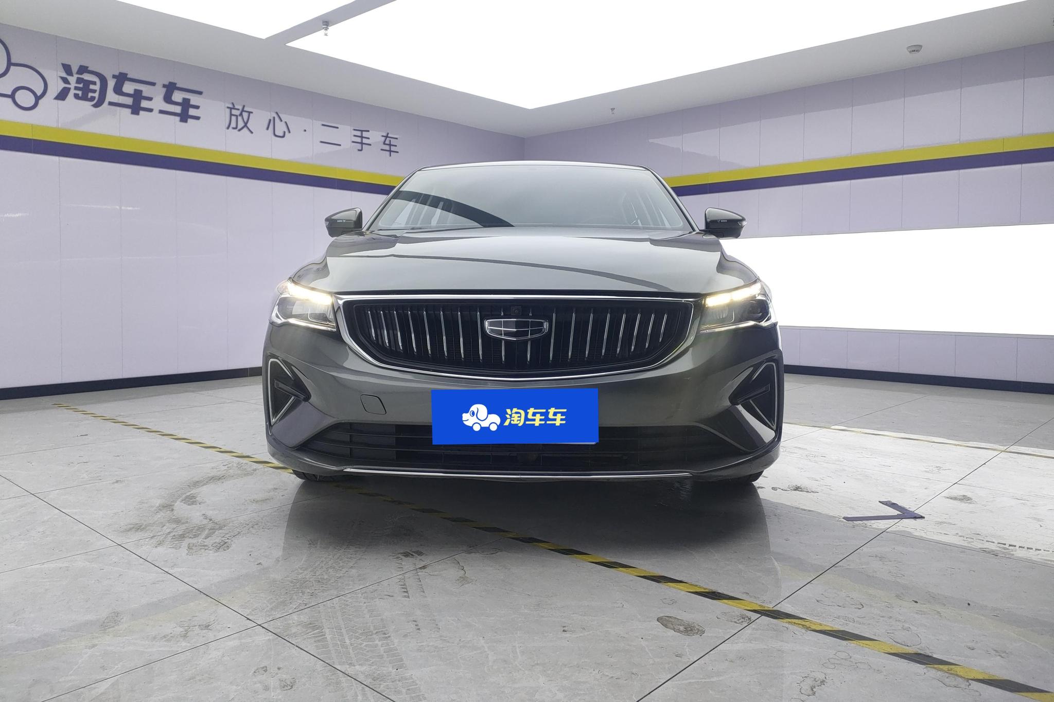 Geely Emgrand 2022 4 1.5L CVT Luxury