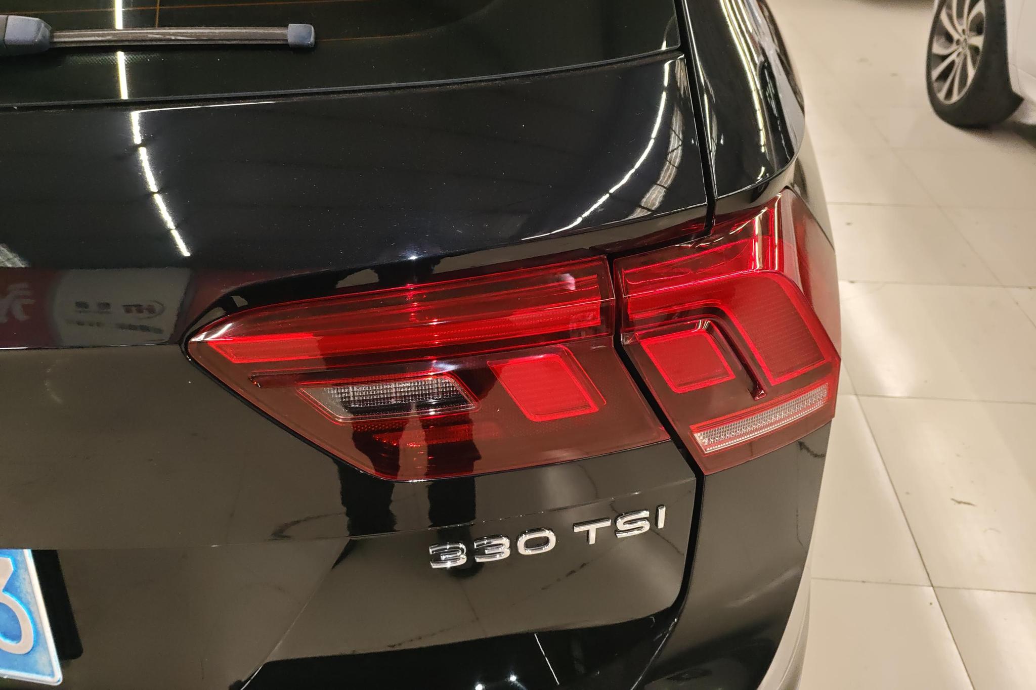 Volkswagen Tiguan L id 4440016 из Китая 9