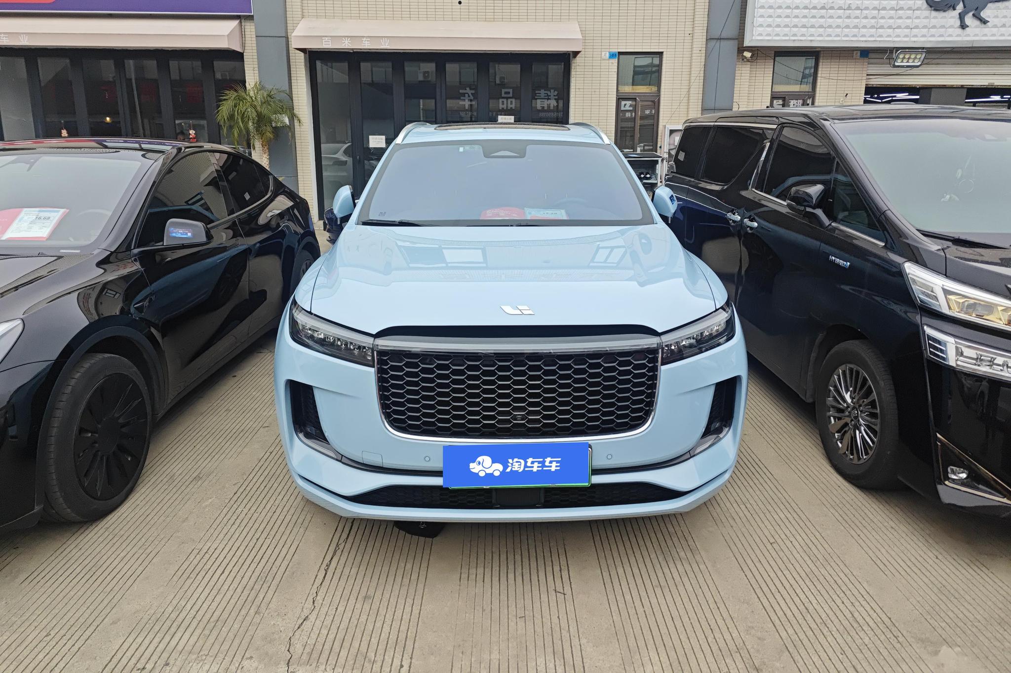 Li Auto ONE 2021 6 мест