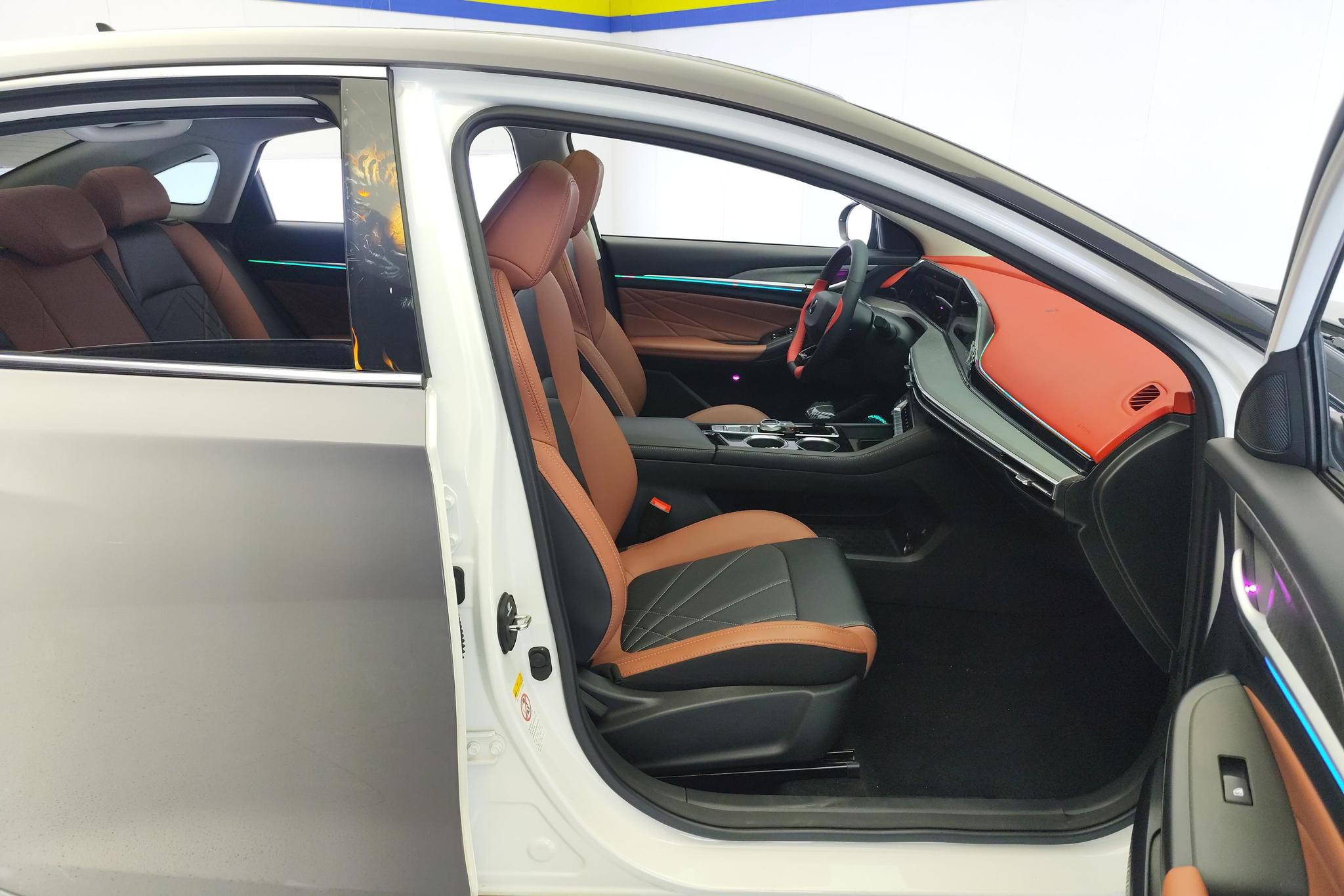 Changan Eado 2023 PLUS Enjoy NE 1.4T GDI DCT Luxury