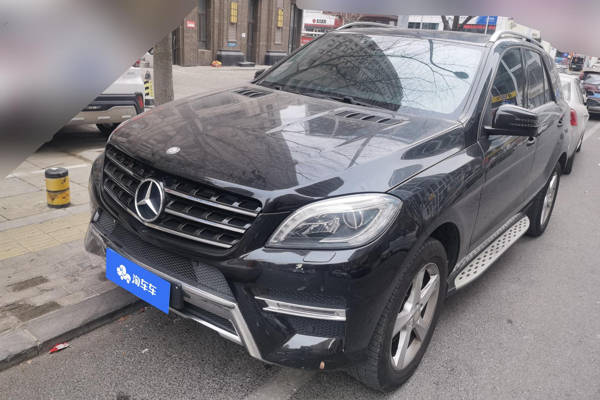 Mercedes-Benz M