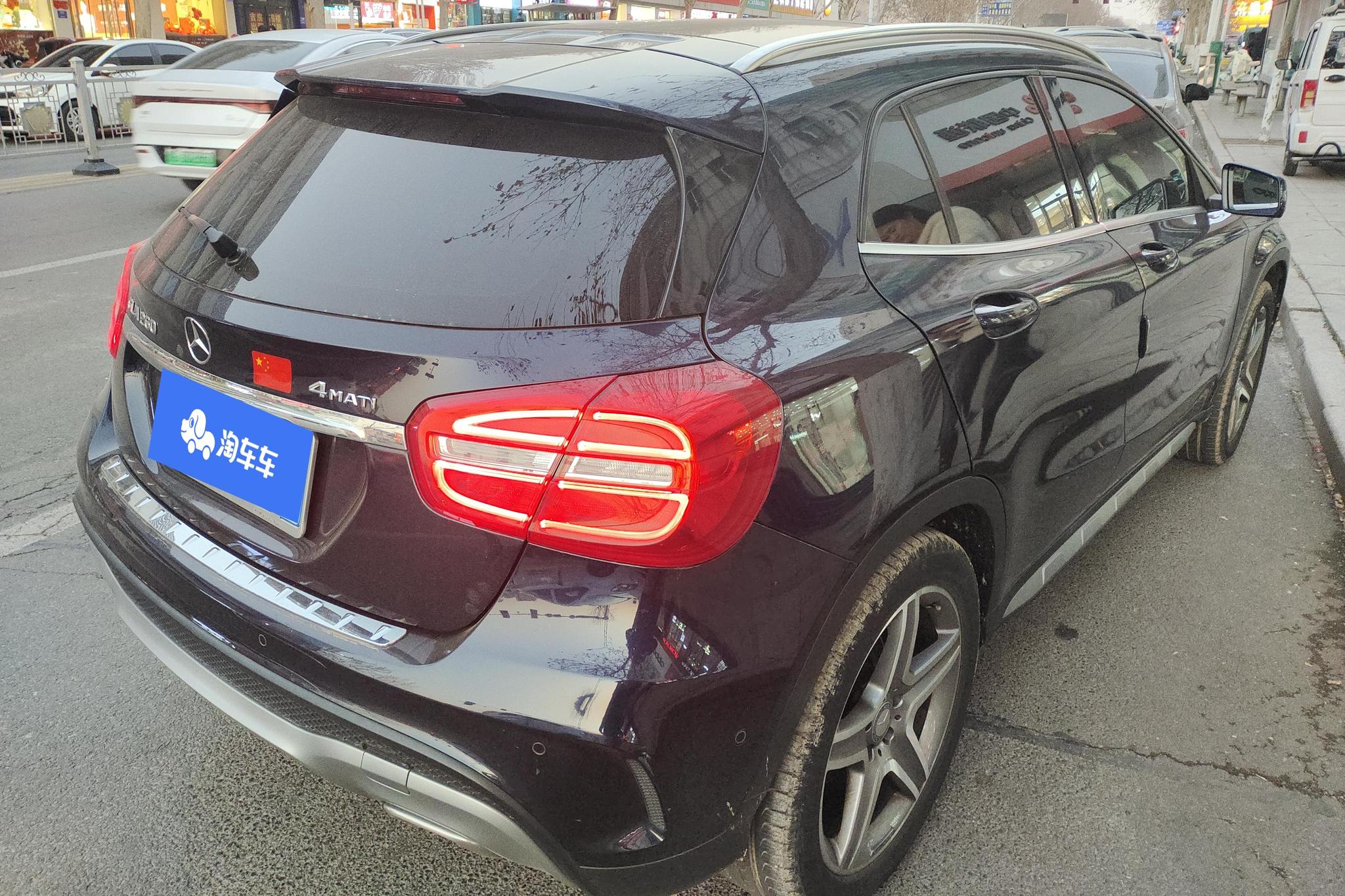 Mercedes-Benz GLA 2015 GLA 260 4MATIC Sport