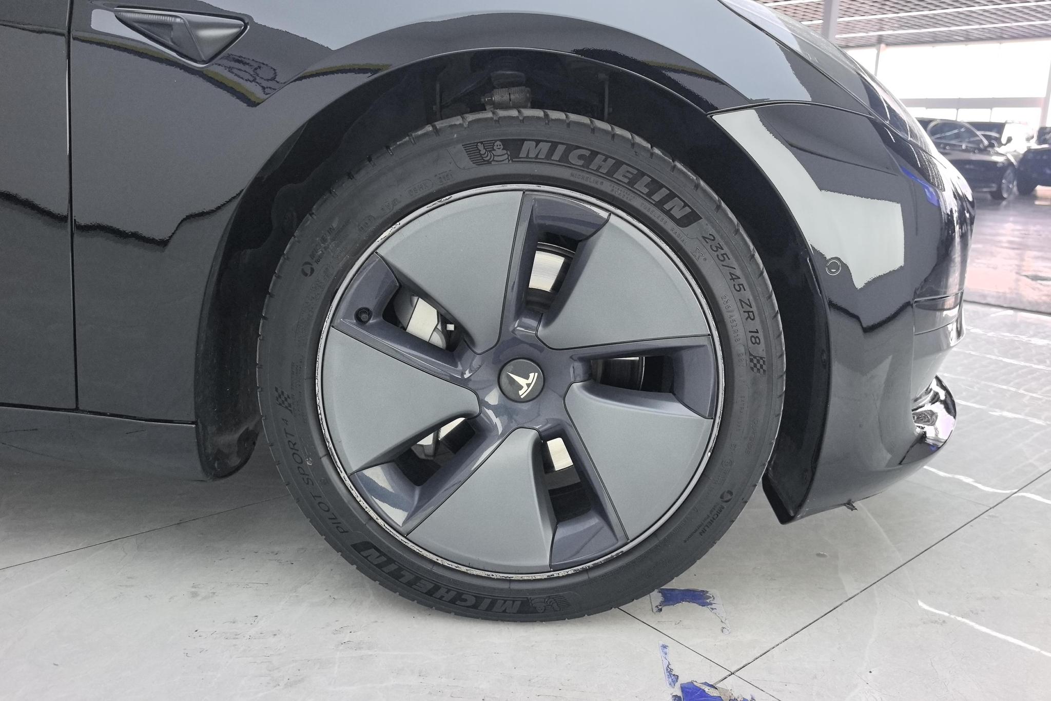 Tesla Model 3 2021 3D1
