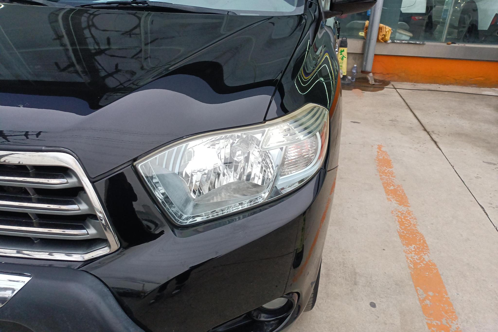 Toyota Highlander 2012 2.7L 7 мест