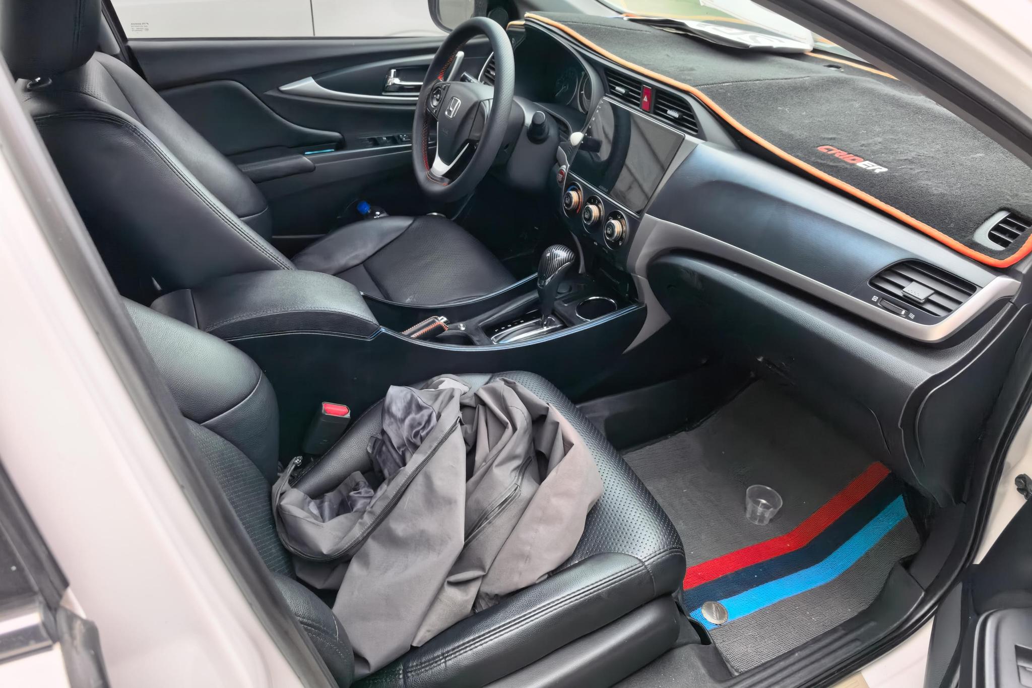 Honda Crider 2016 1.8L CVT Luxury