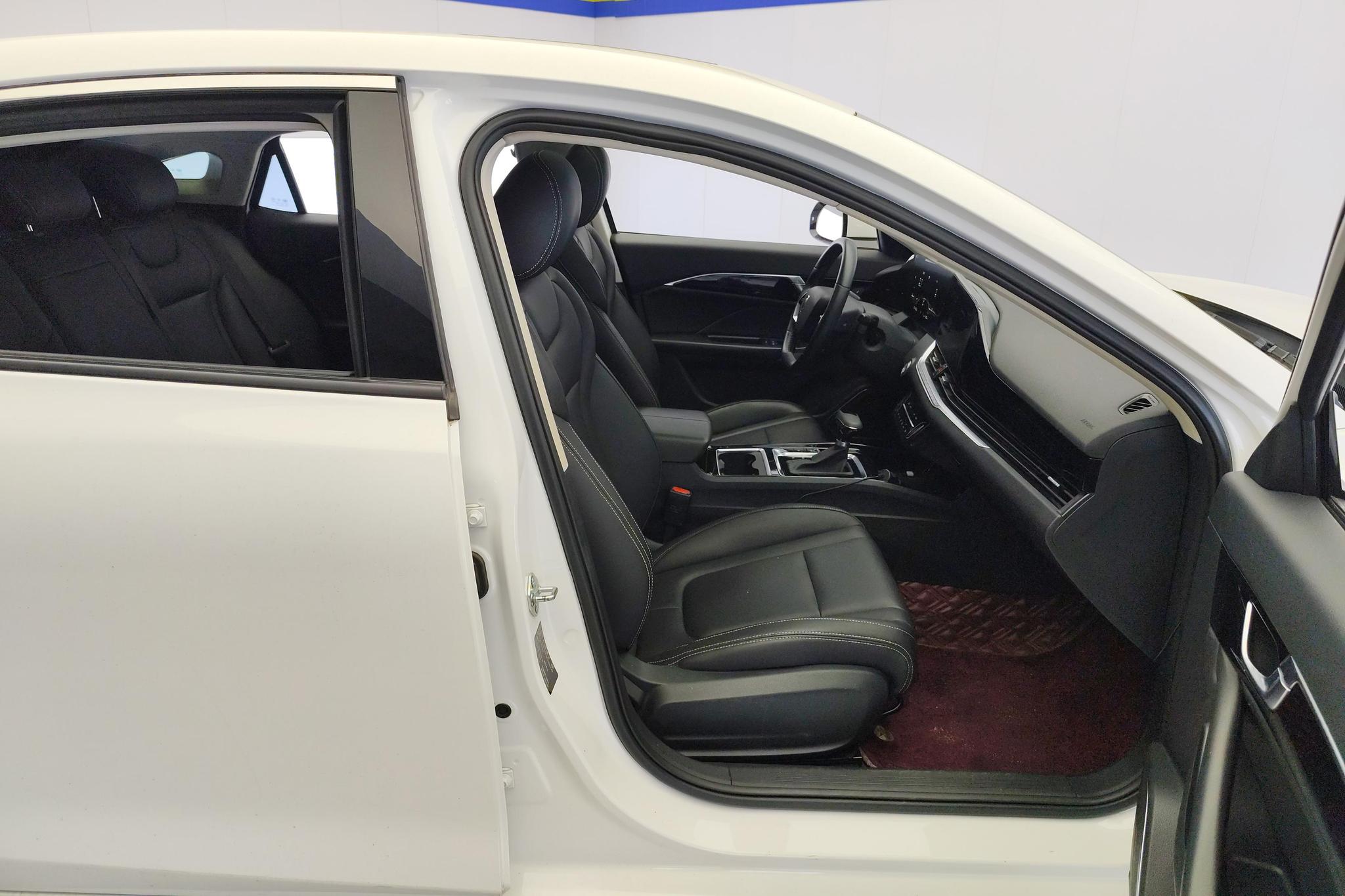 Bestune B70 2022 1.5T AT