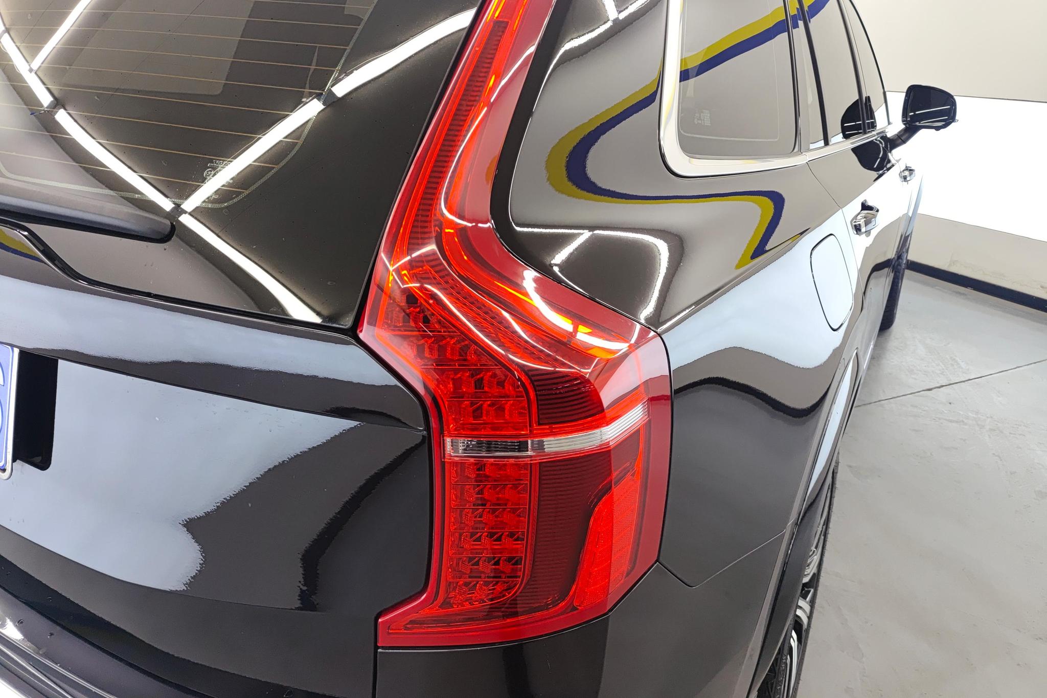 Volvo XC90 2021 B5 Luxury 5 мест