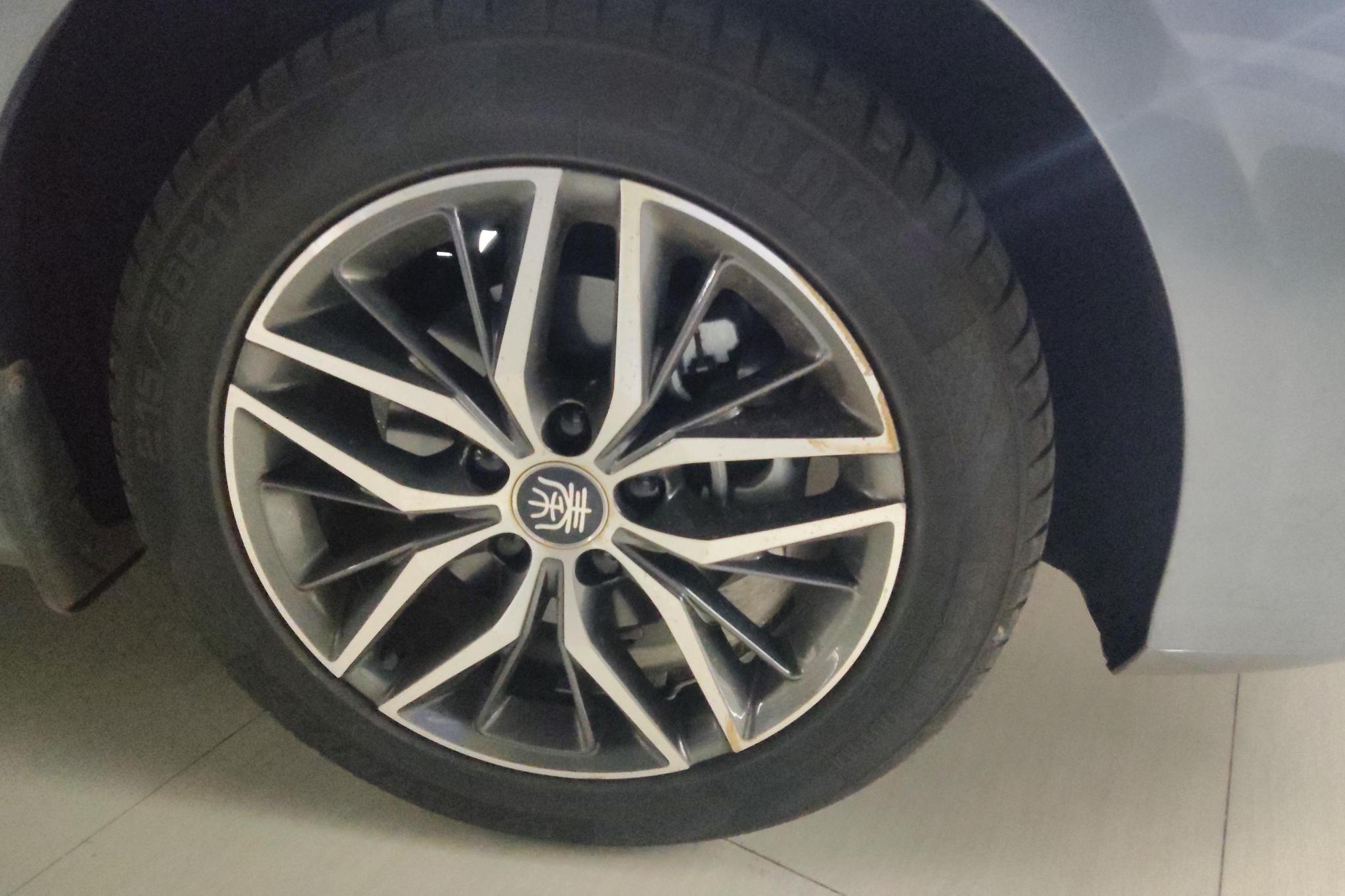 BYD Qin Plus DM-i PLUS DM 2021 DM-i 120KM Luxury