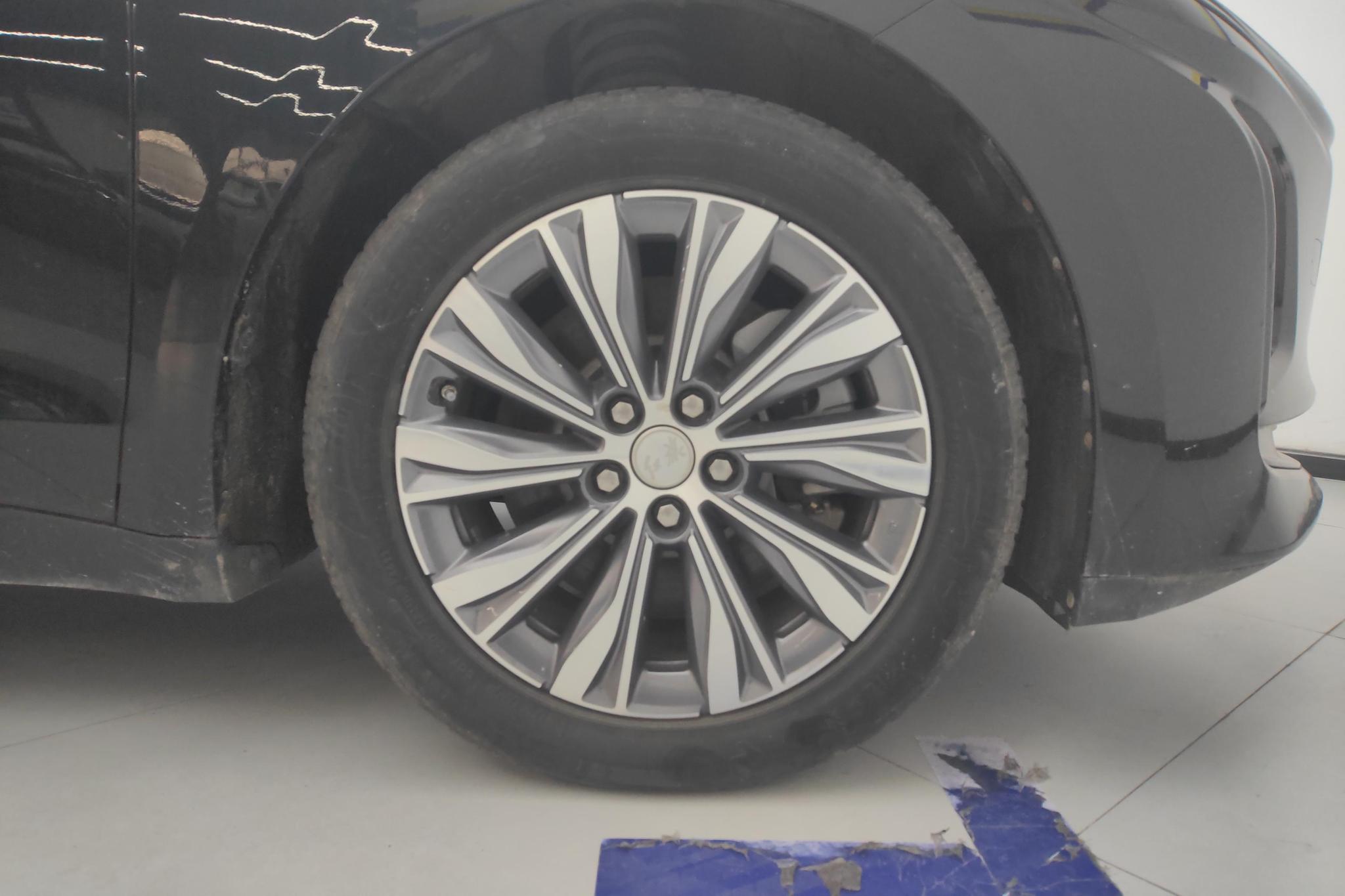 Hongqi E-QM5 2022 431km 5 мест