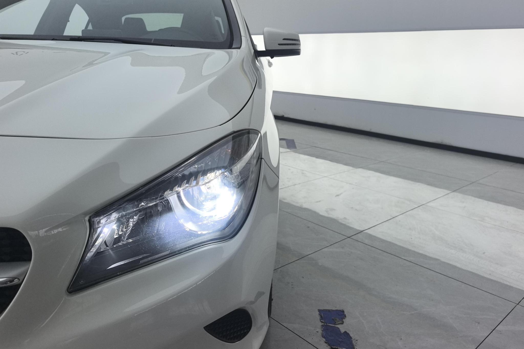 Mercedes-Benz CLA 2017 CLA 180