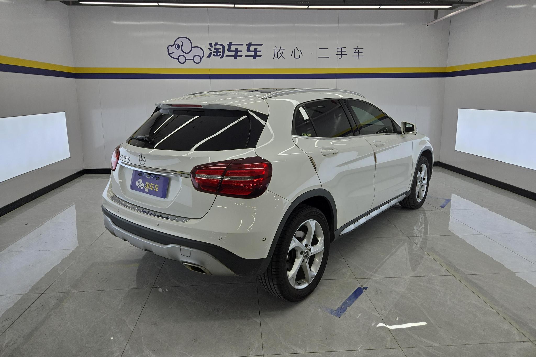 Mercedes-Benz GLA 2017 GLA 200