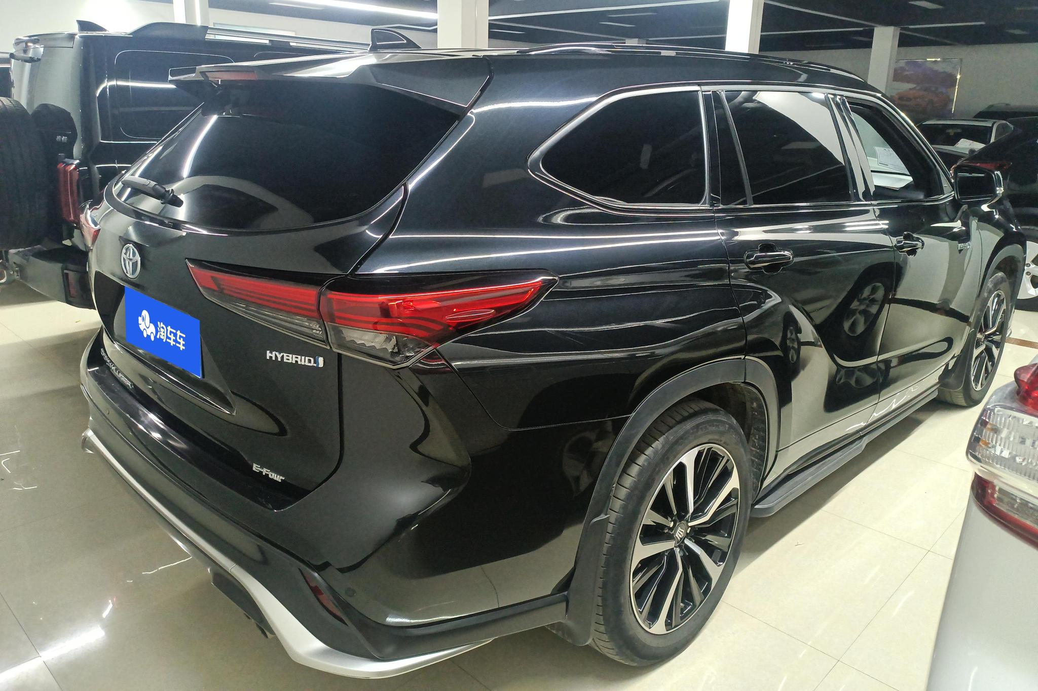 Toyota Crown Kluger 2021 2.5L HEV Luxury