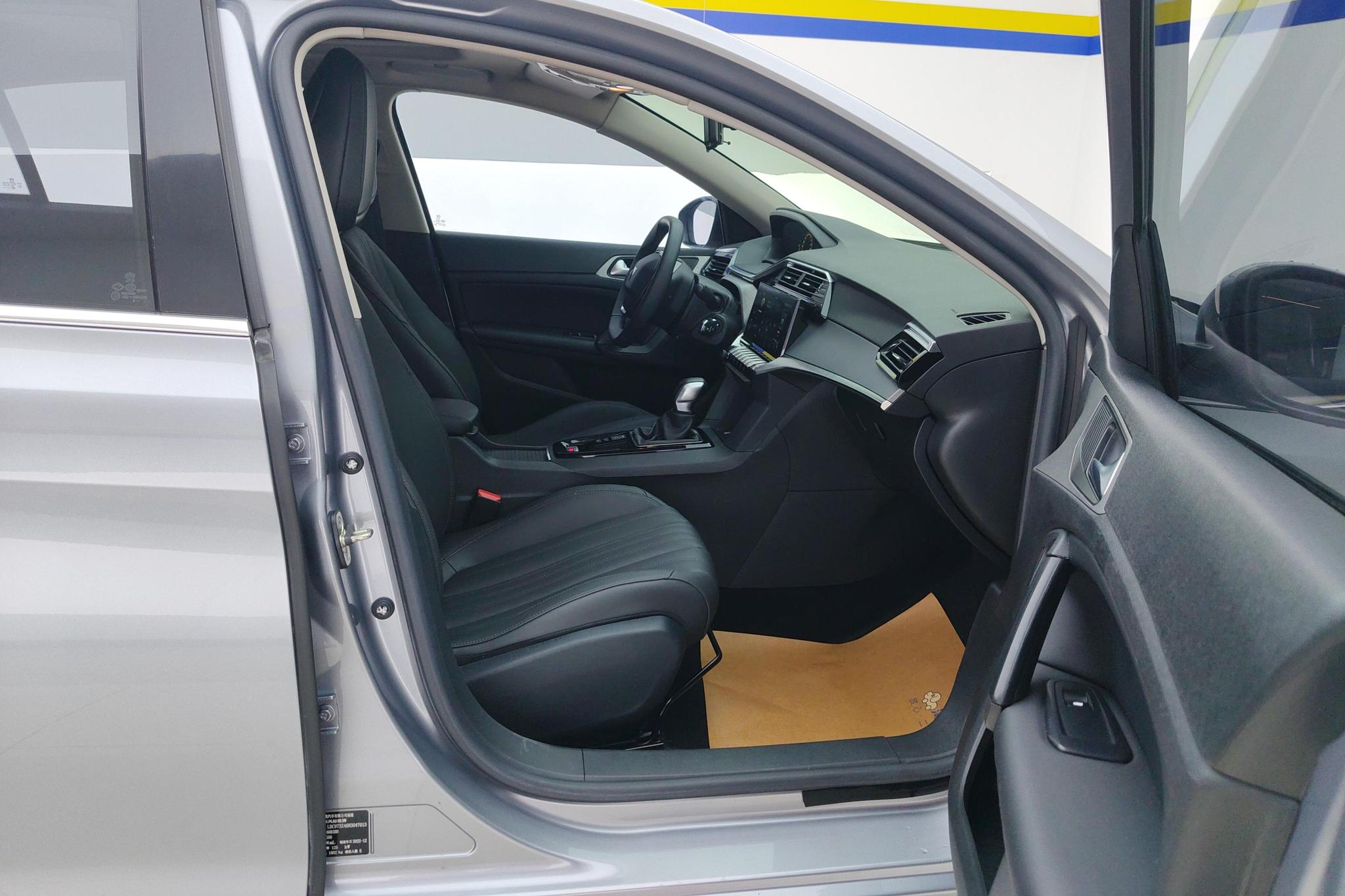 Peugeot 408 2022 1.6T