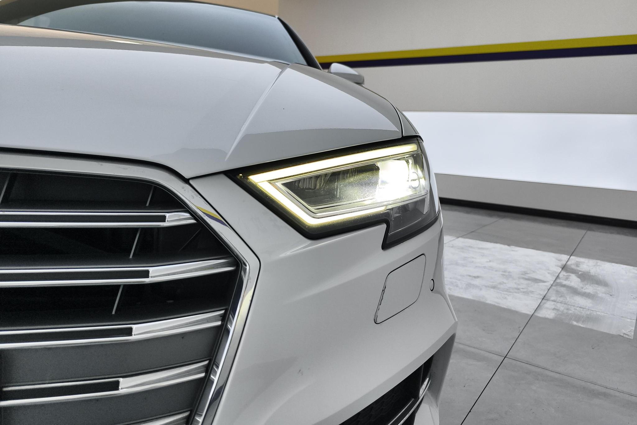 Audi A3 2020 Limousine 35 TFSI Fashion VI