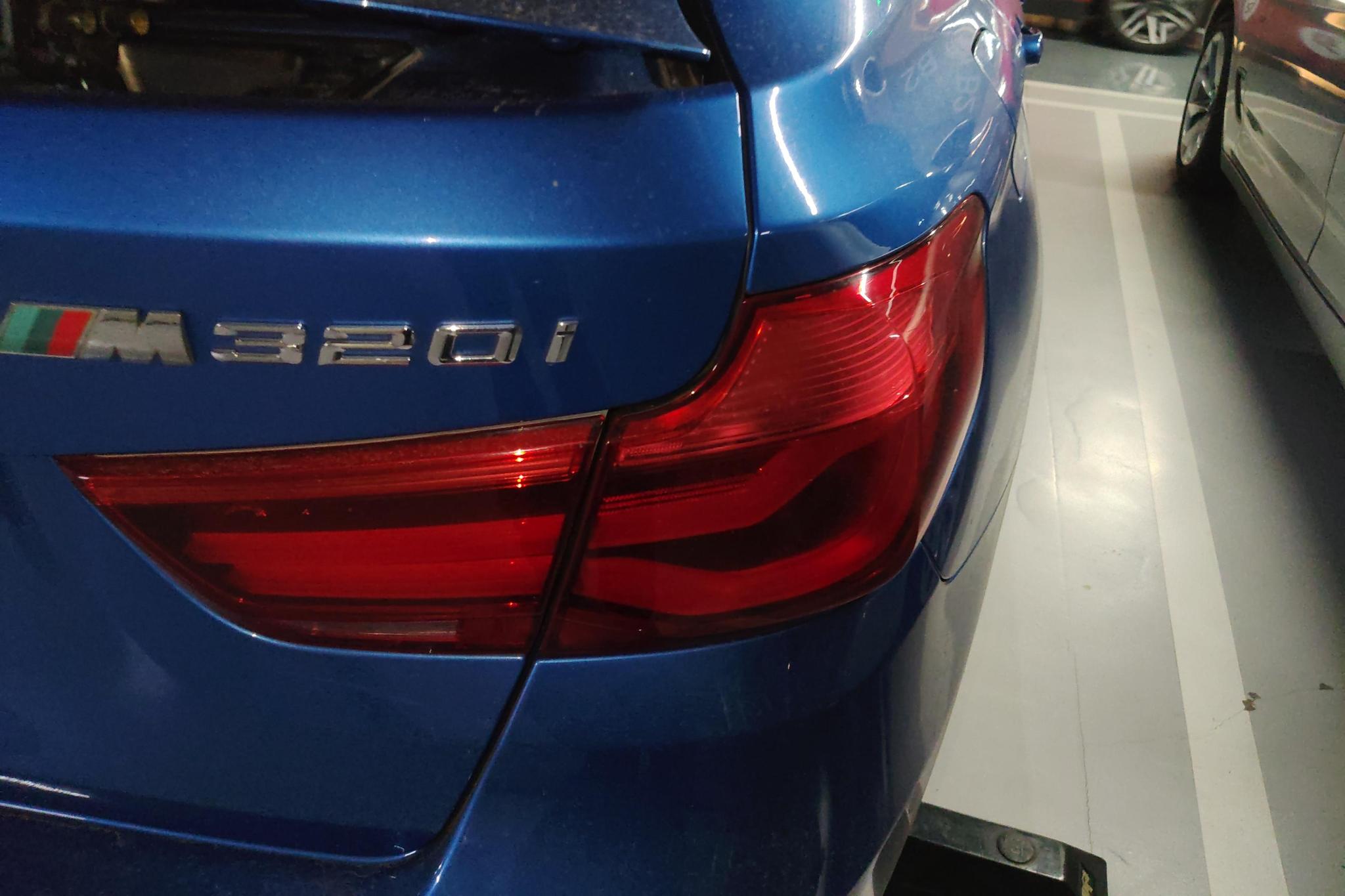BMW 3 Series GT 3 GT 2017 320i M Sport