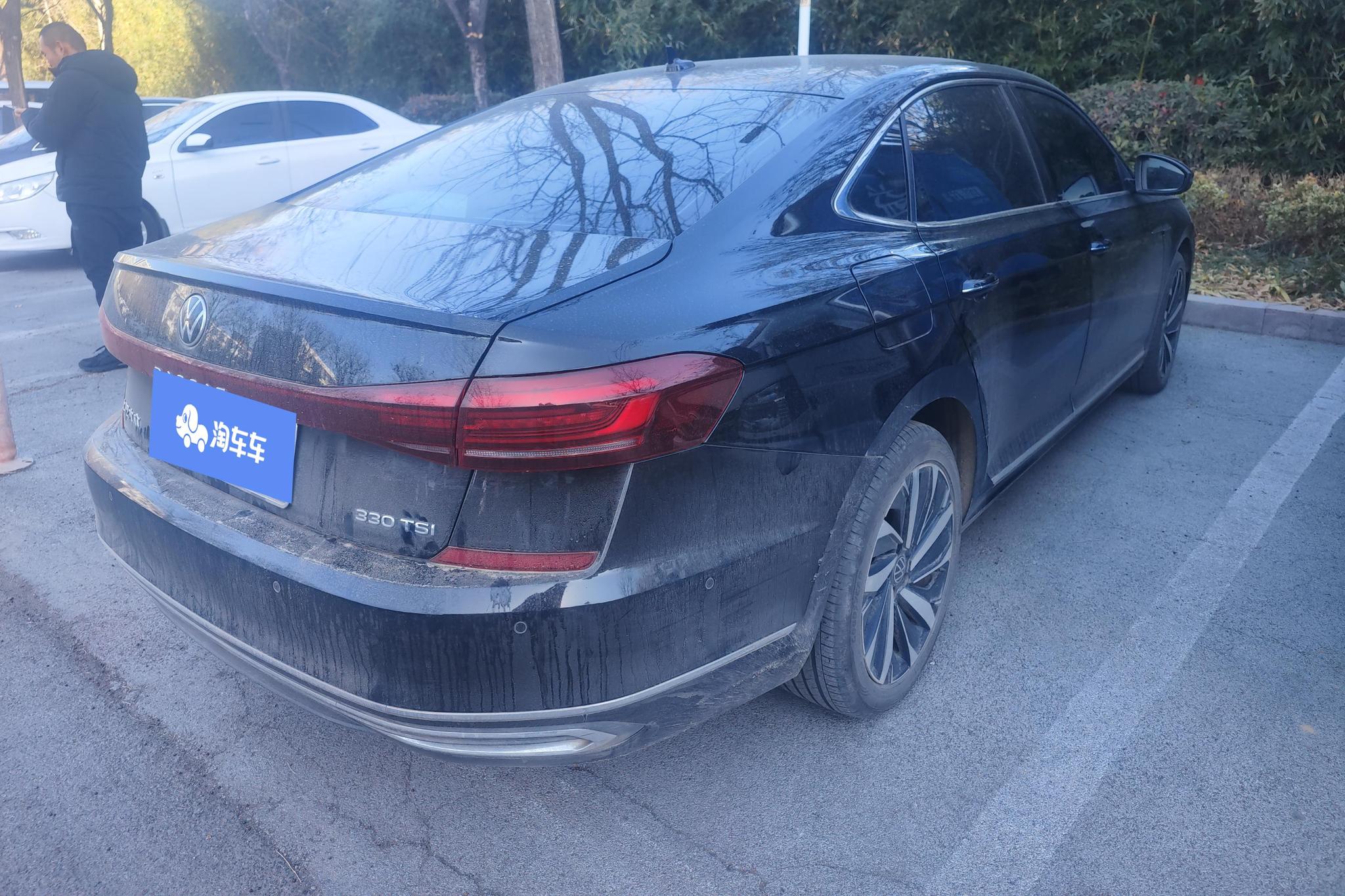 Volkswagen Passat 2022 330TSI Luxury