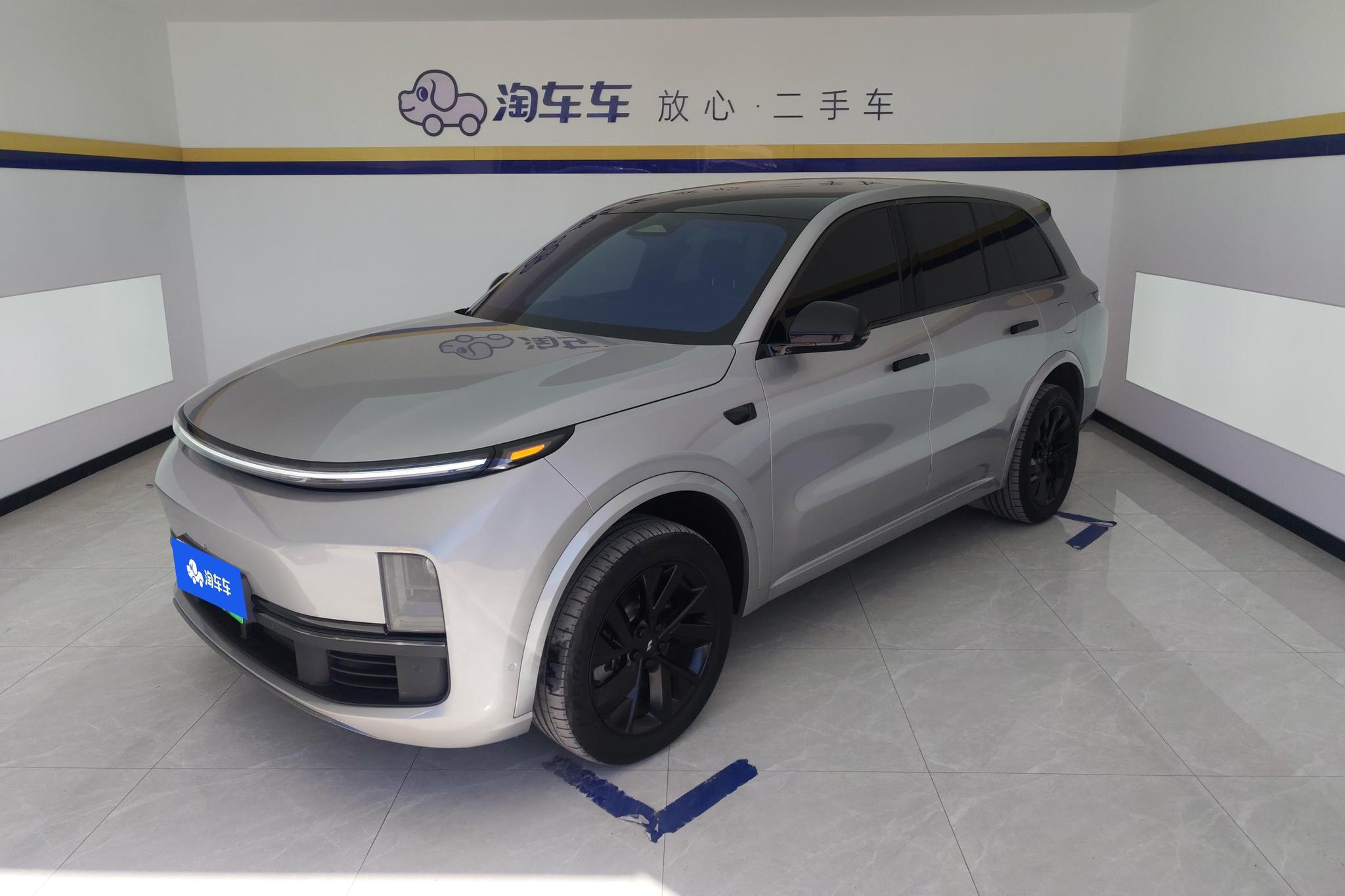 Li Auto L8