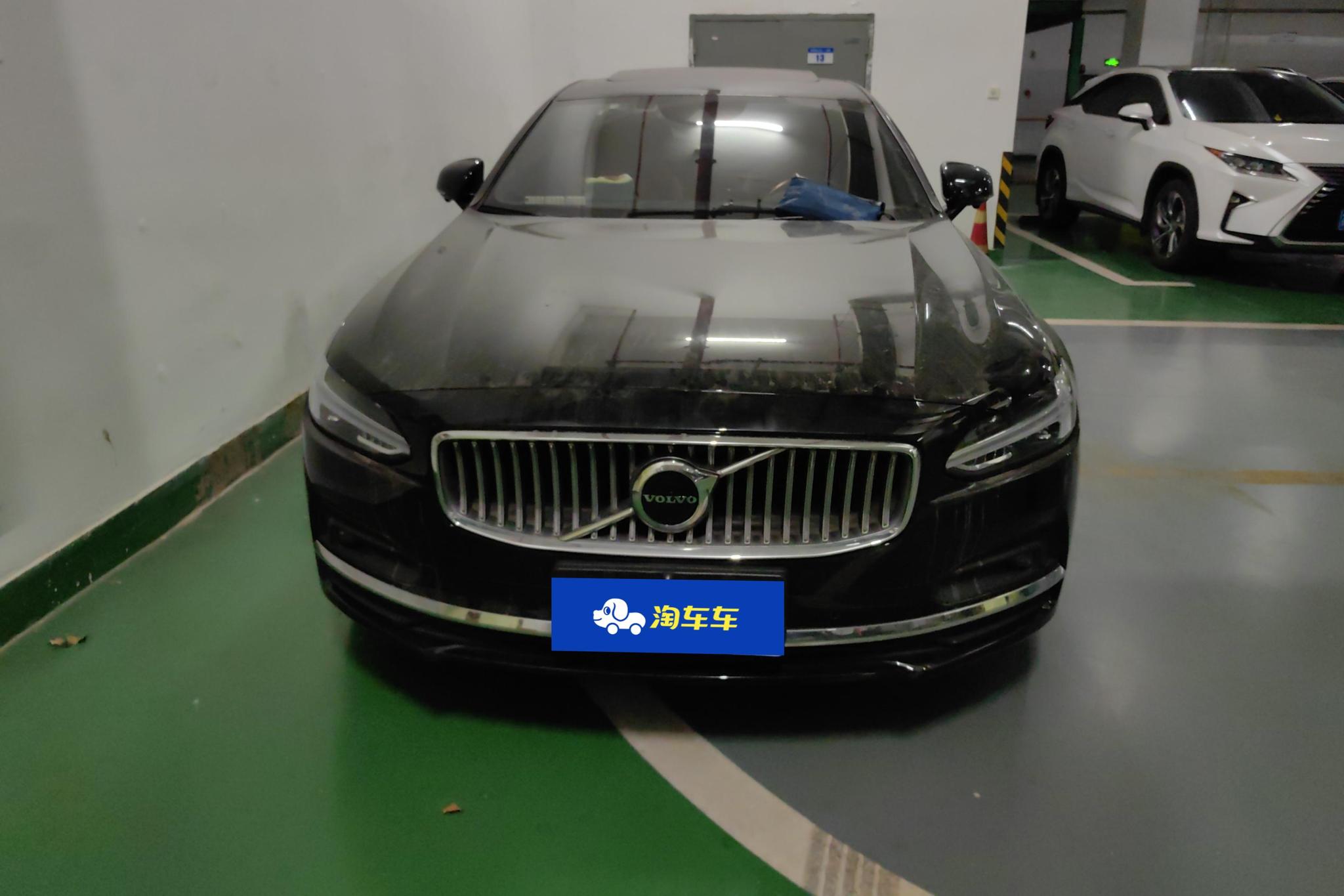 Volvo S90 2021 B5 Luxury