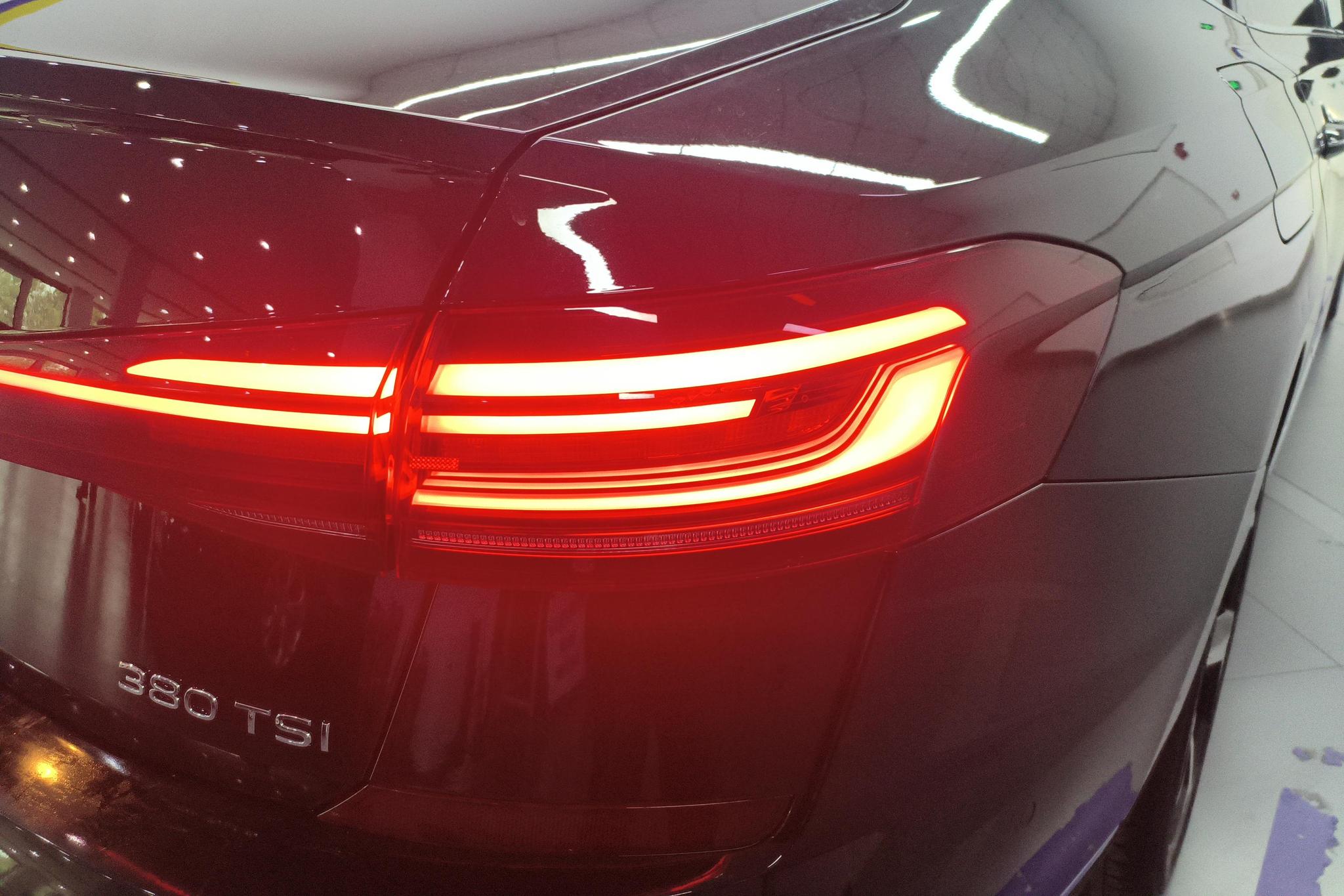 Volkswagen Passat 2024 380TSI Luxury