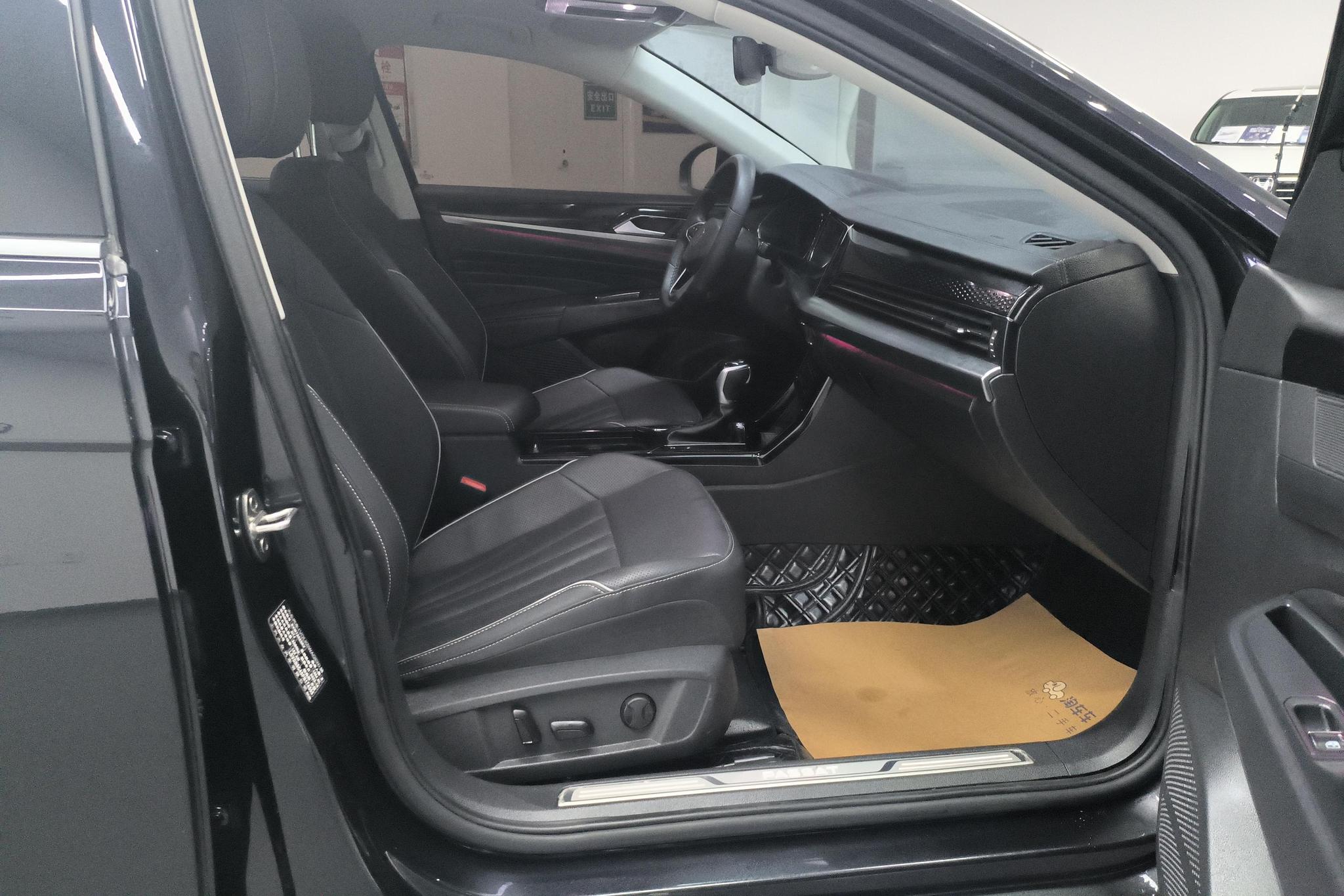 Volkswagen Passat 2024 380TSI Luxury