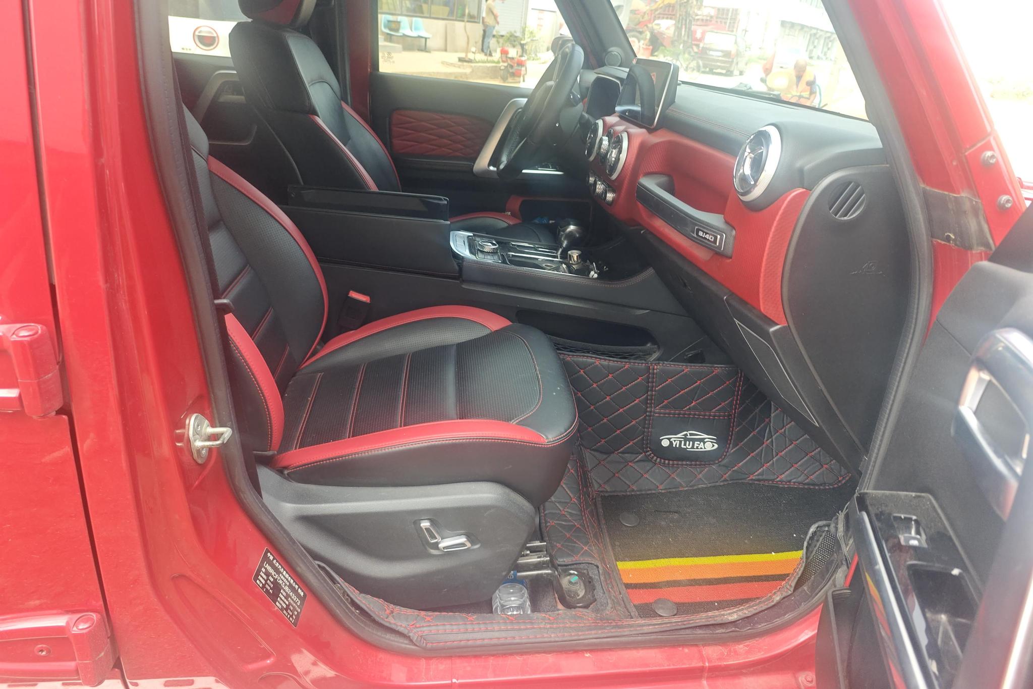 BAIC BJ40 2018 PLUS 2.3T AT Flagship