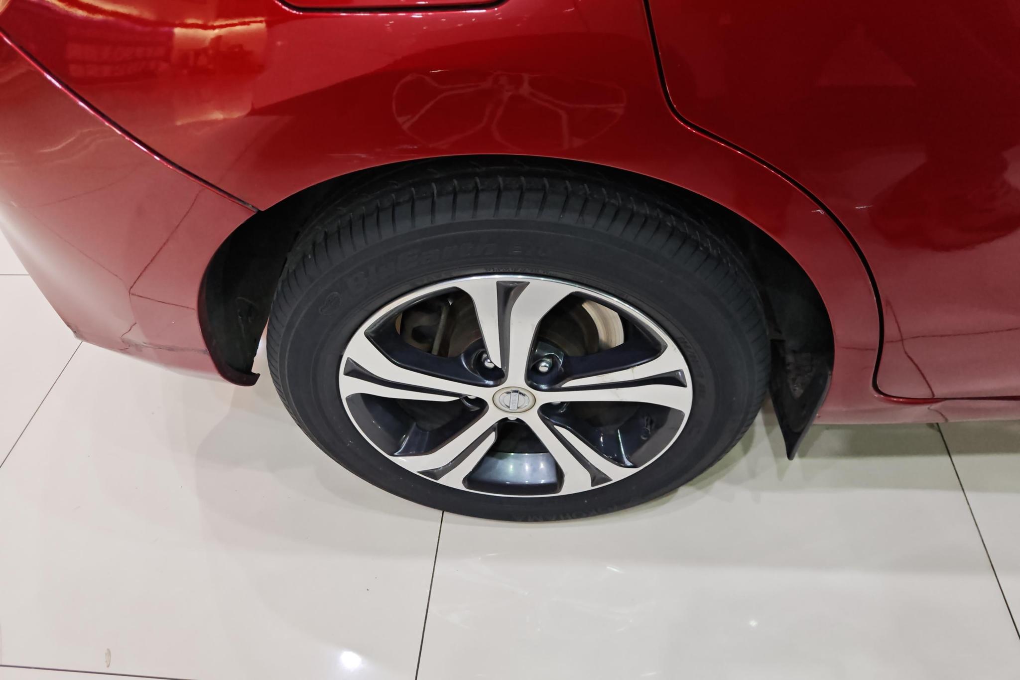 Nissan Tiida 2019 1.6L CVT VI