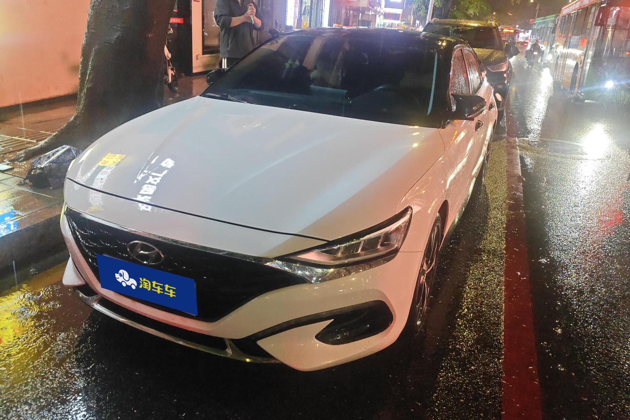 Hyundai Lafesta