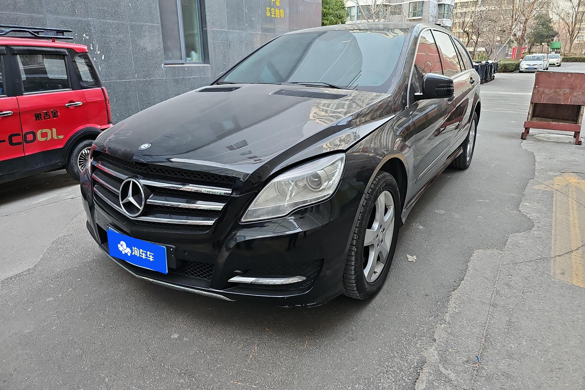 Mercedes-Benz R