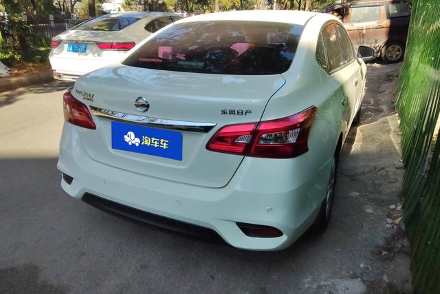Nissan Xuan Yi 2022 Белый из Китая, фото 2