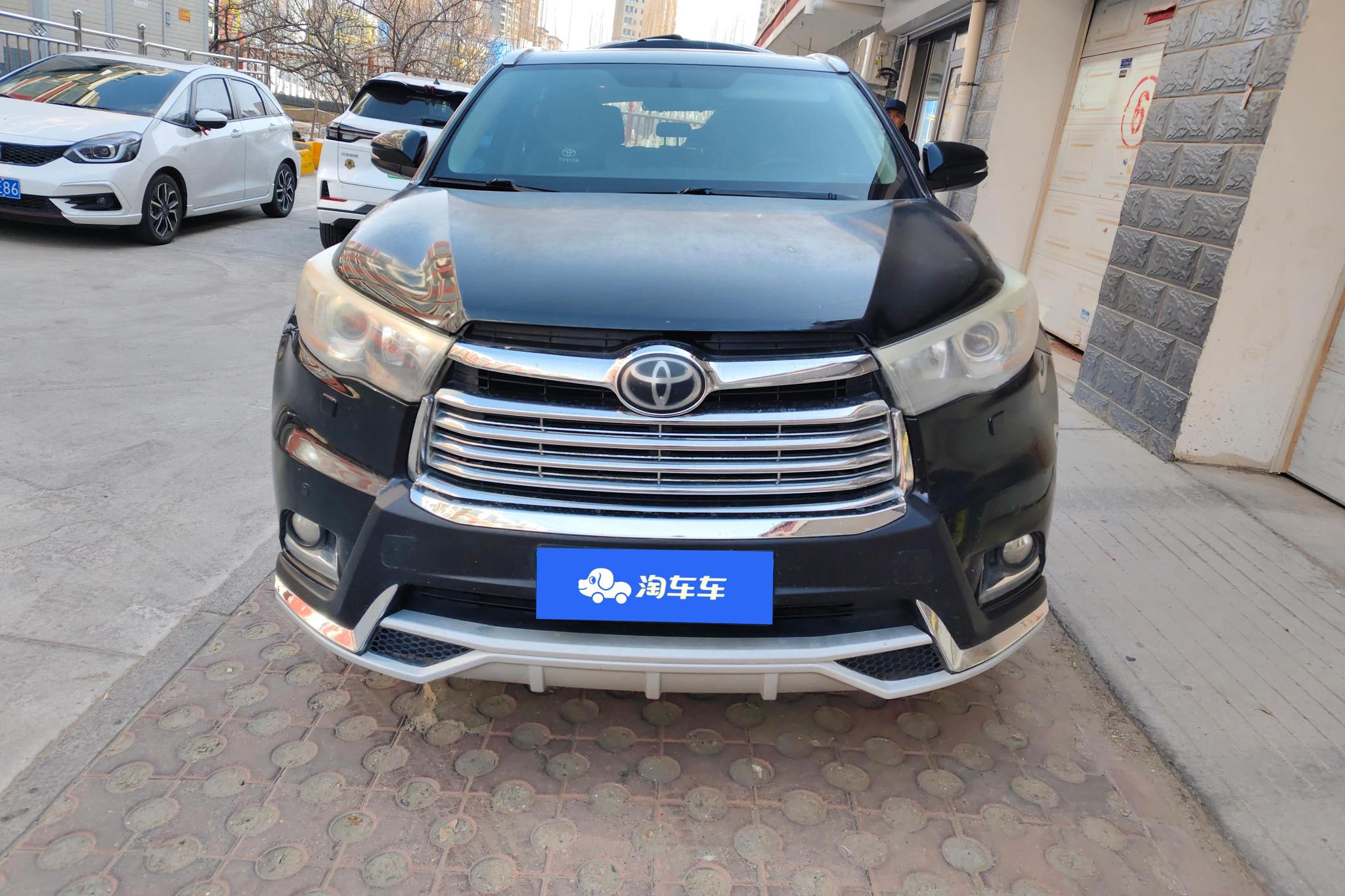 Toyota Highlander 2015 2.0T 7 мест