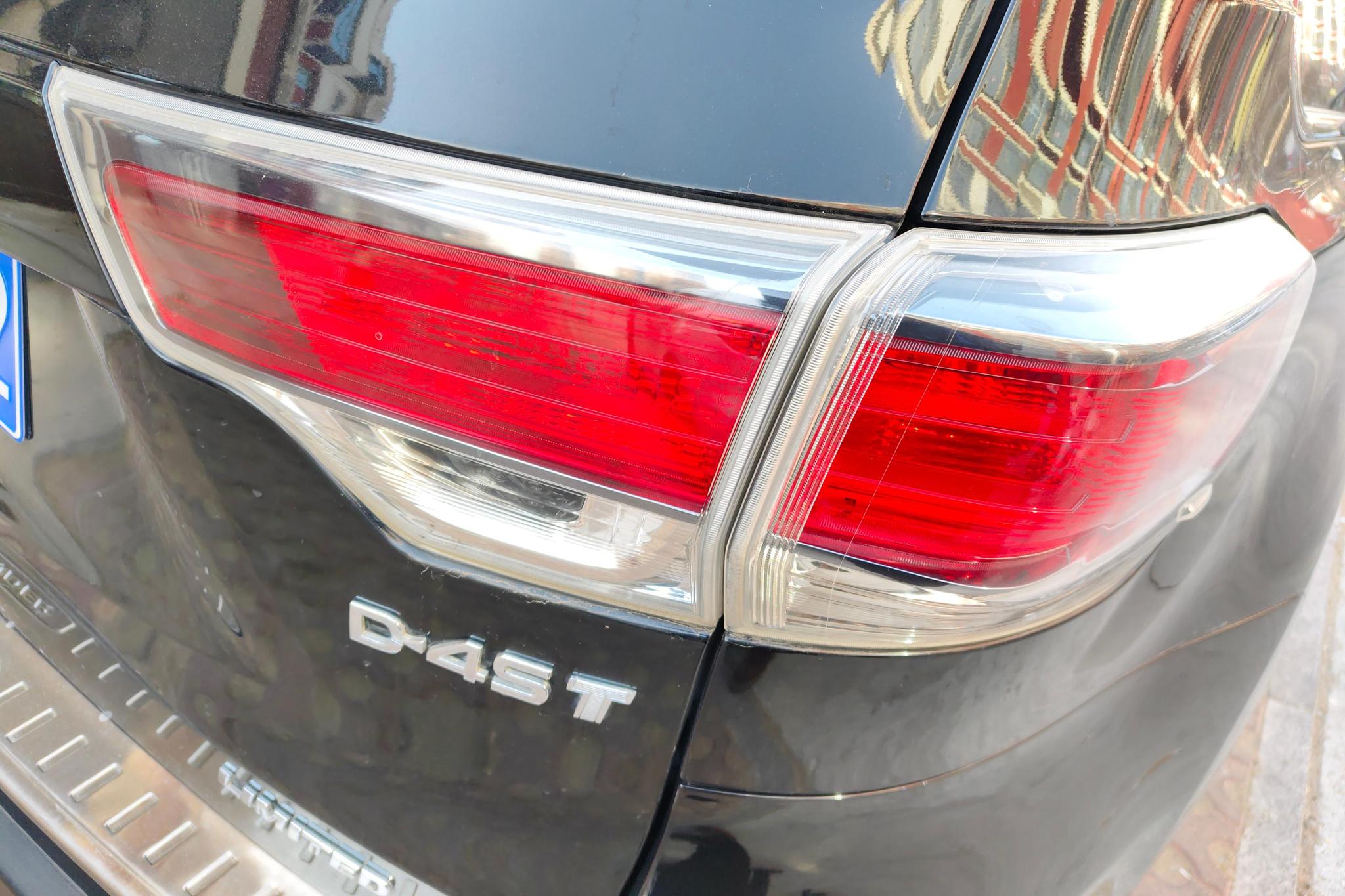 Toyota Highlander 2015 2.0T 7 мест