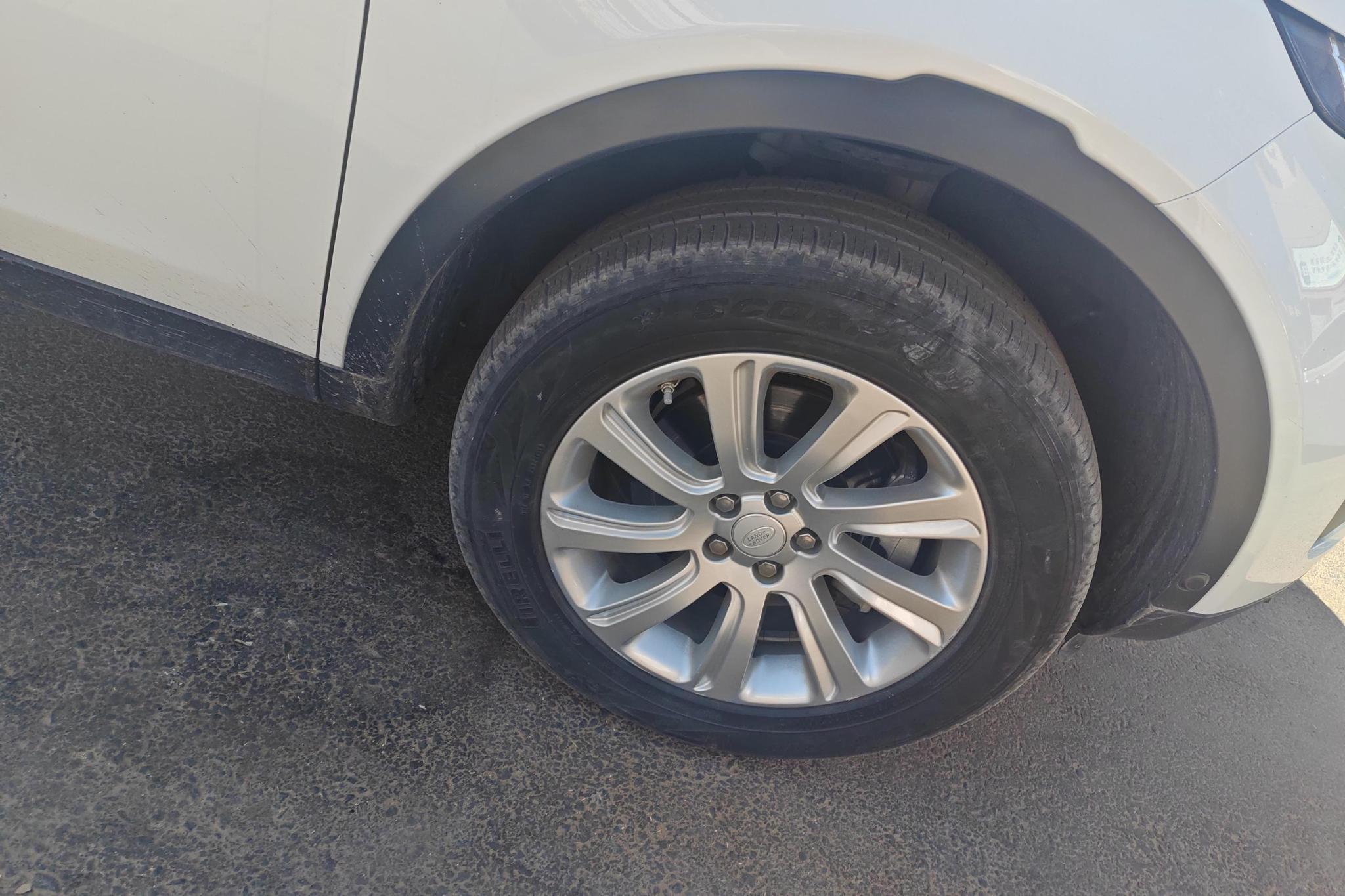 Land Rover Discovery Sport 2019 240PS SE V