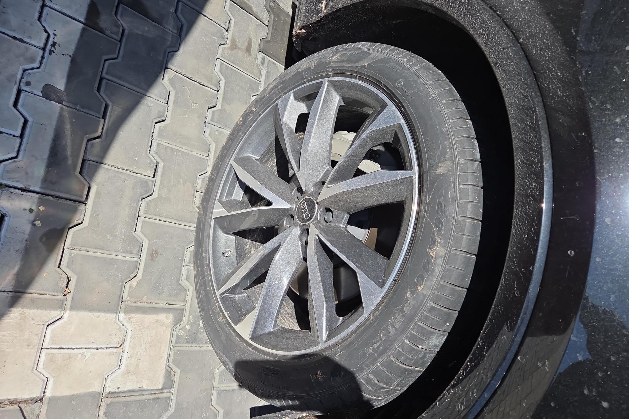 Audi Q7 2023 55 TFSI quattro S line Sport