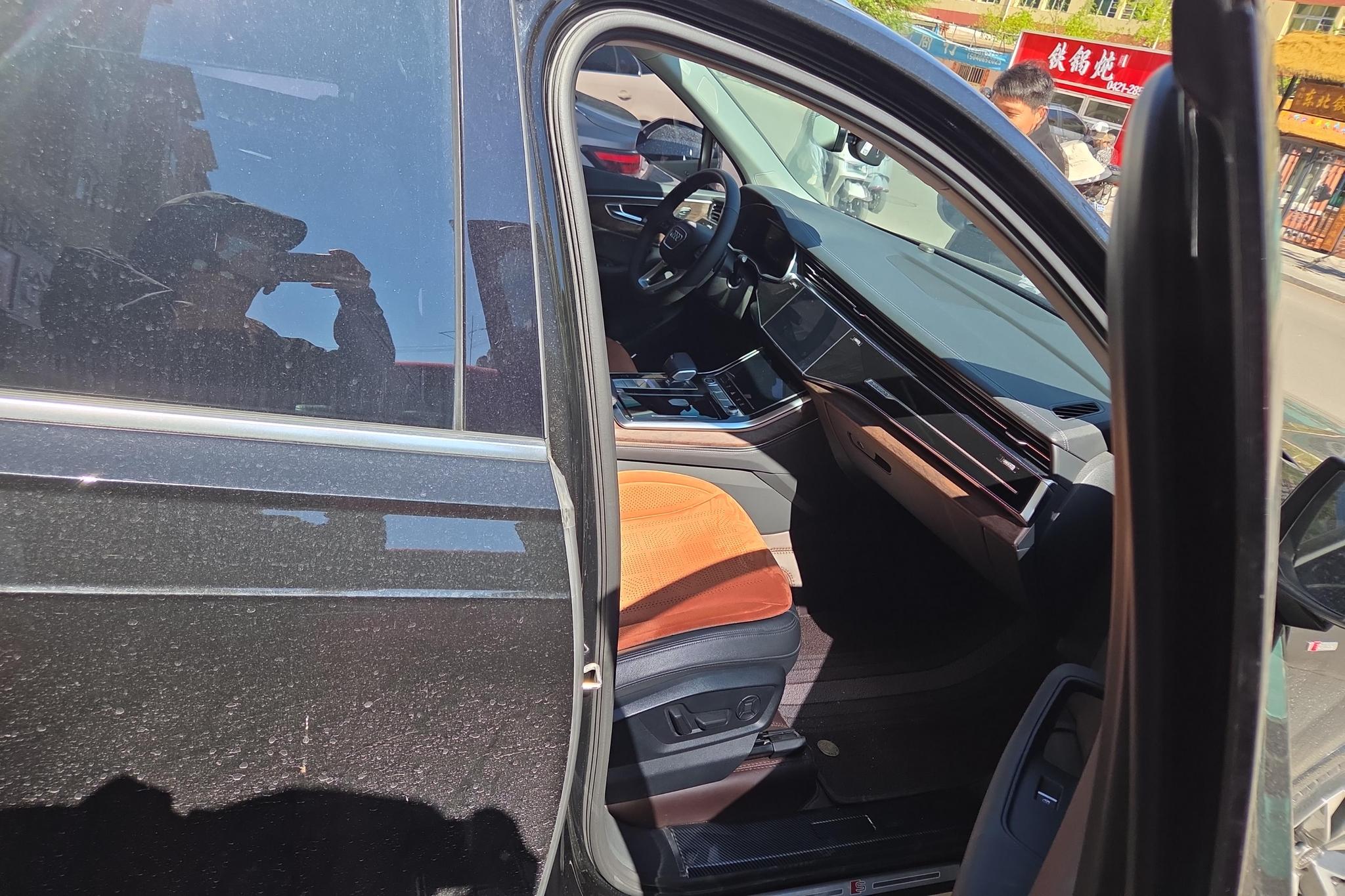 Audi Q7 2023 55 TFSI quattro S line Sport