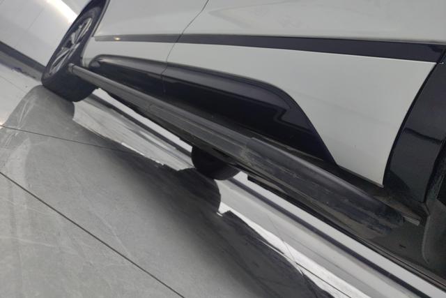 Volkswagen GTE 2023 280 TSI Plus — фото 10