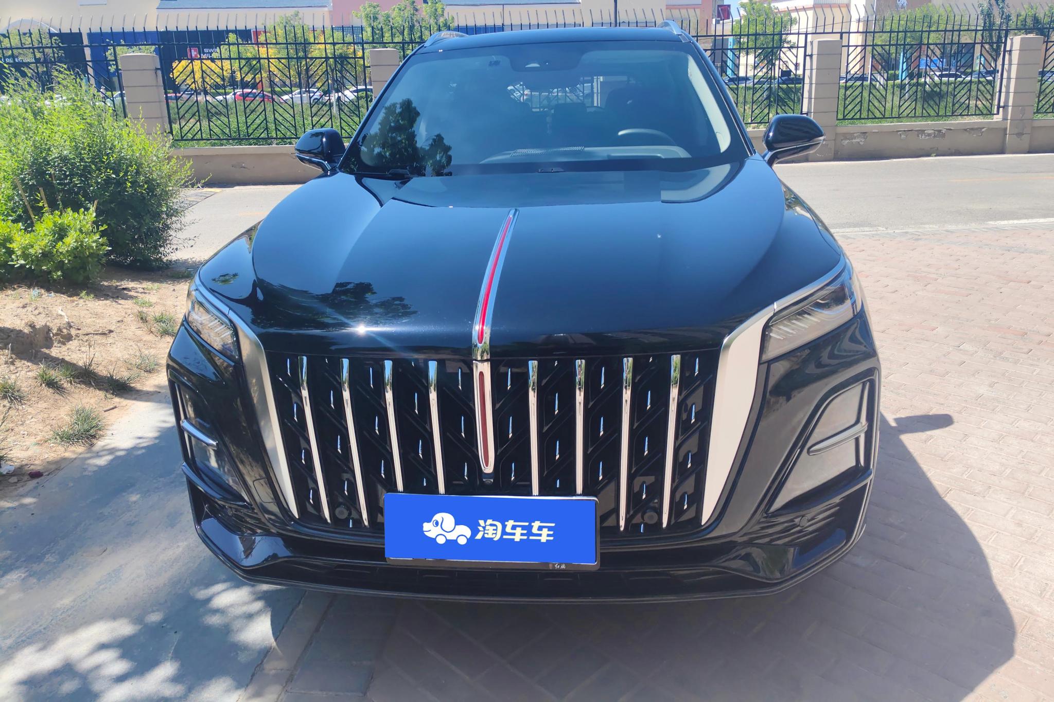 Hongqi HS5 2023 2.0T Pro