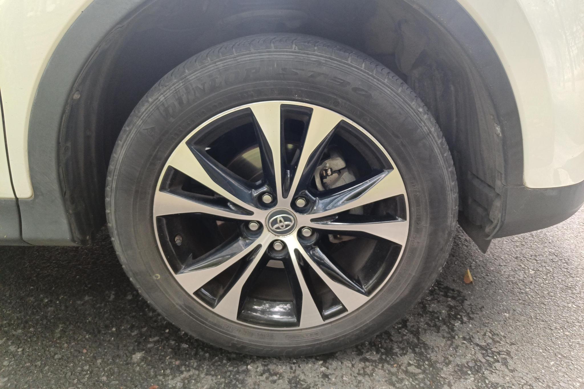 Toyota RAV4 2015 2.5L AT Elite
