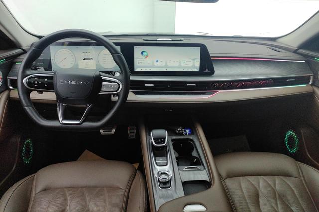 Chery Arrizo 8 2023 2.0 T DCT — фото 12